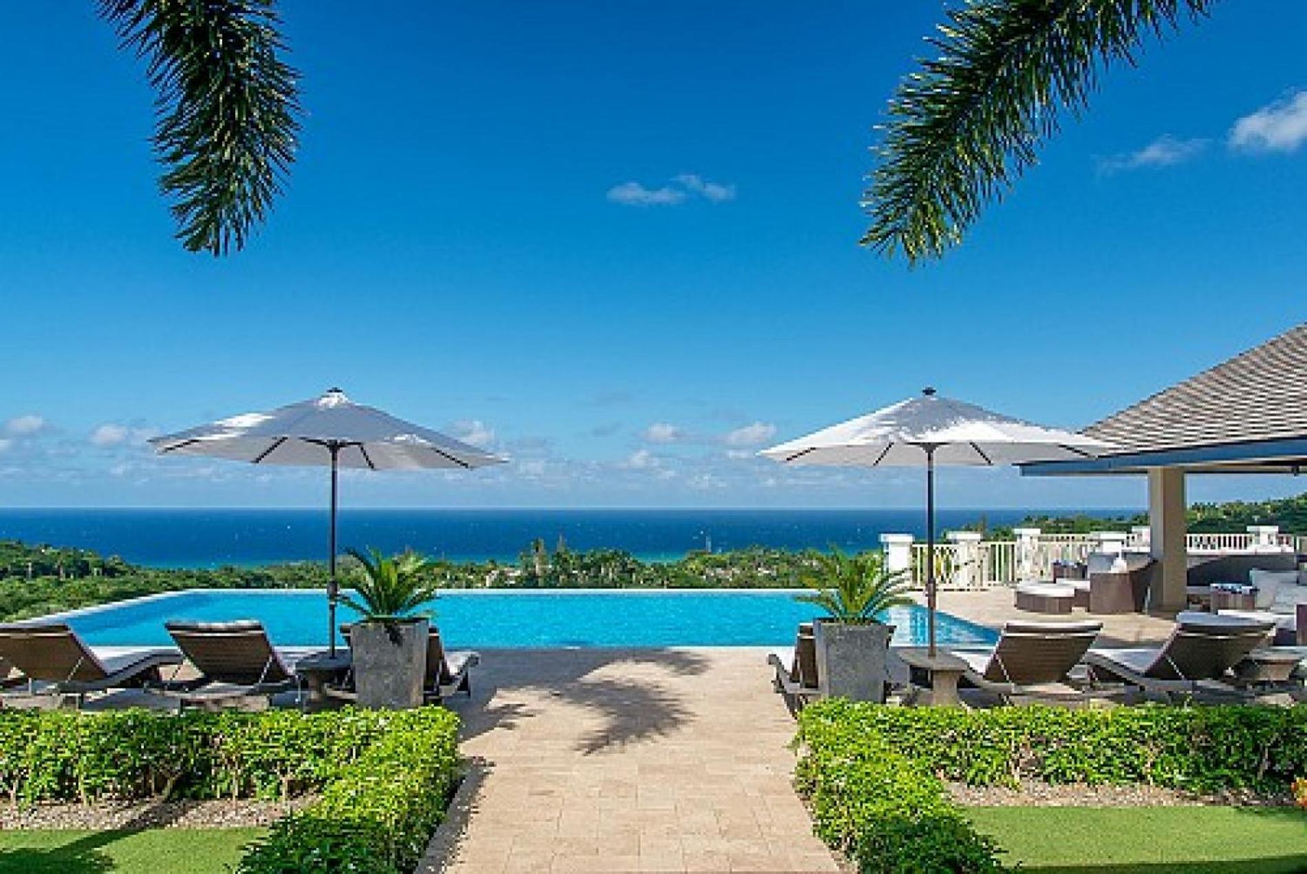 Villa photo 2