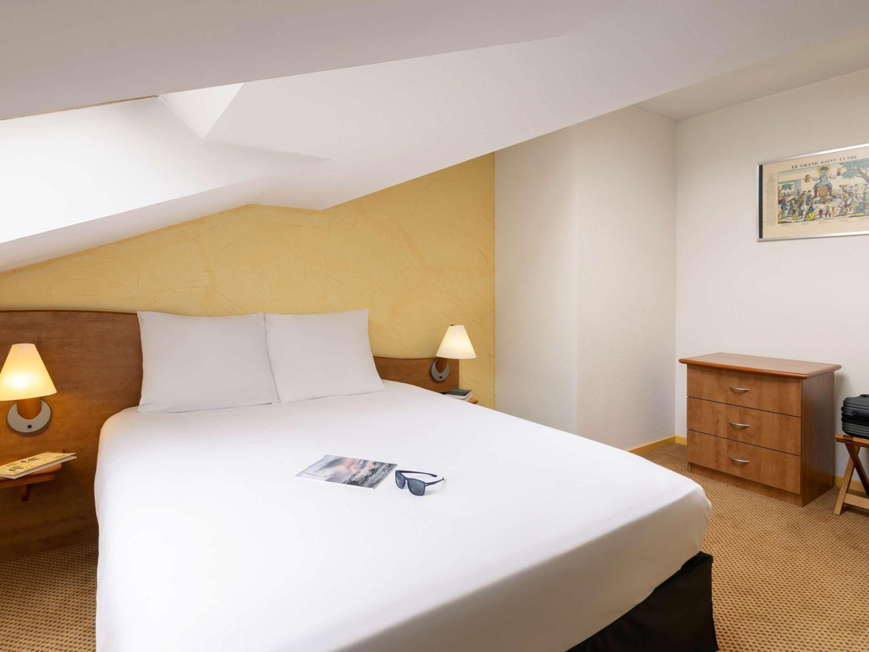 Classic Attic Room with Double Bed - Photo 5