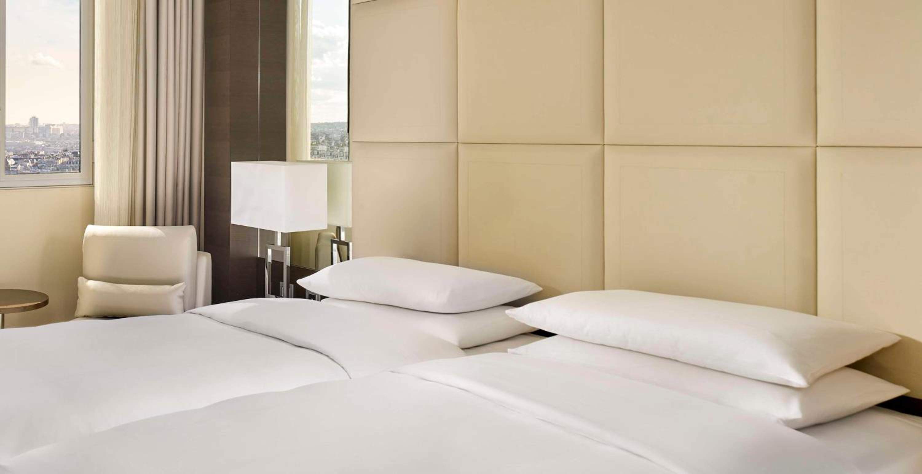 Twin Room - Photo 3