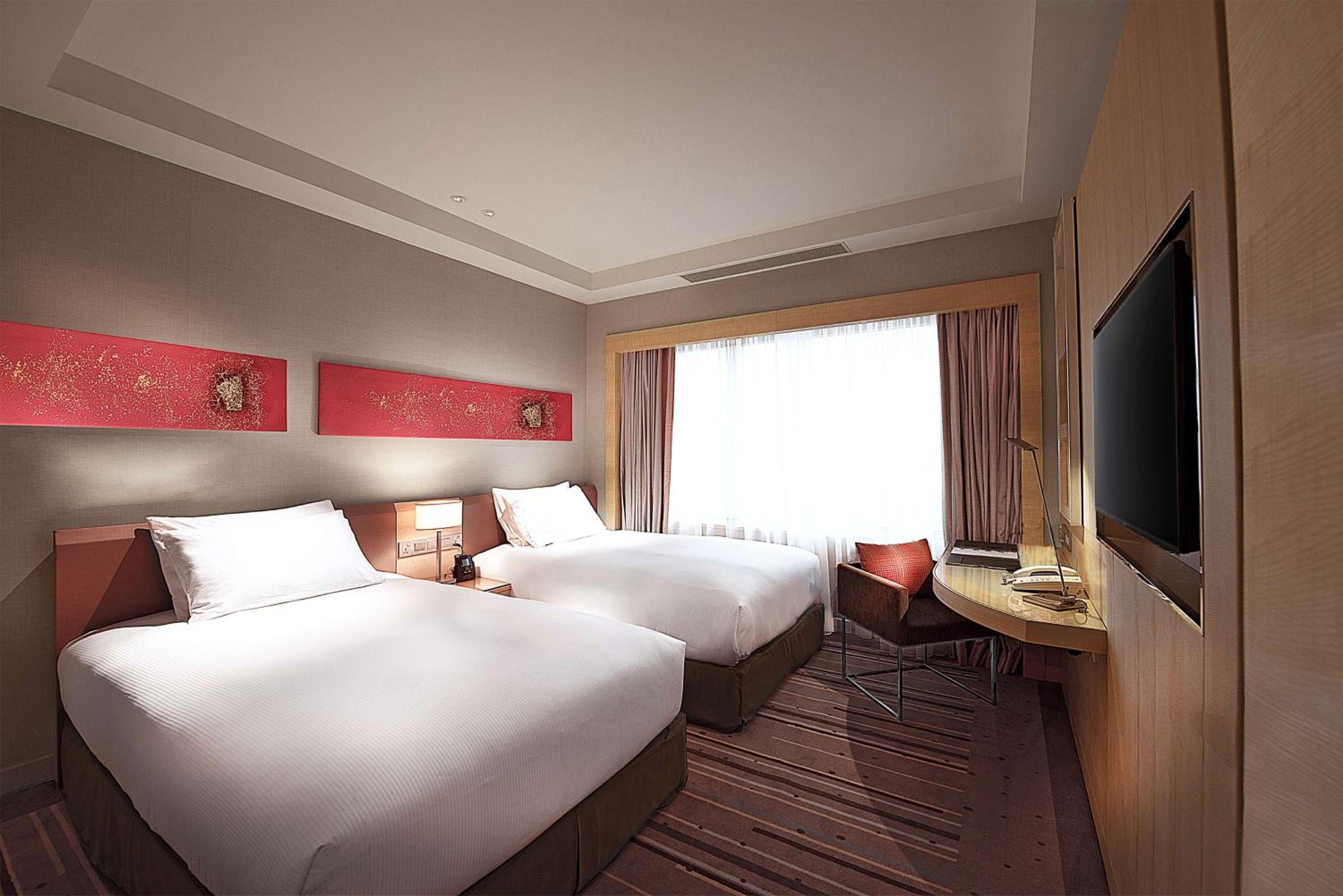 Deluxe Twin Room High Floor - Photo 5