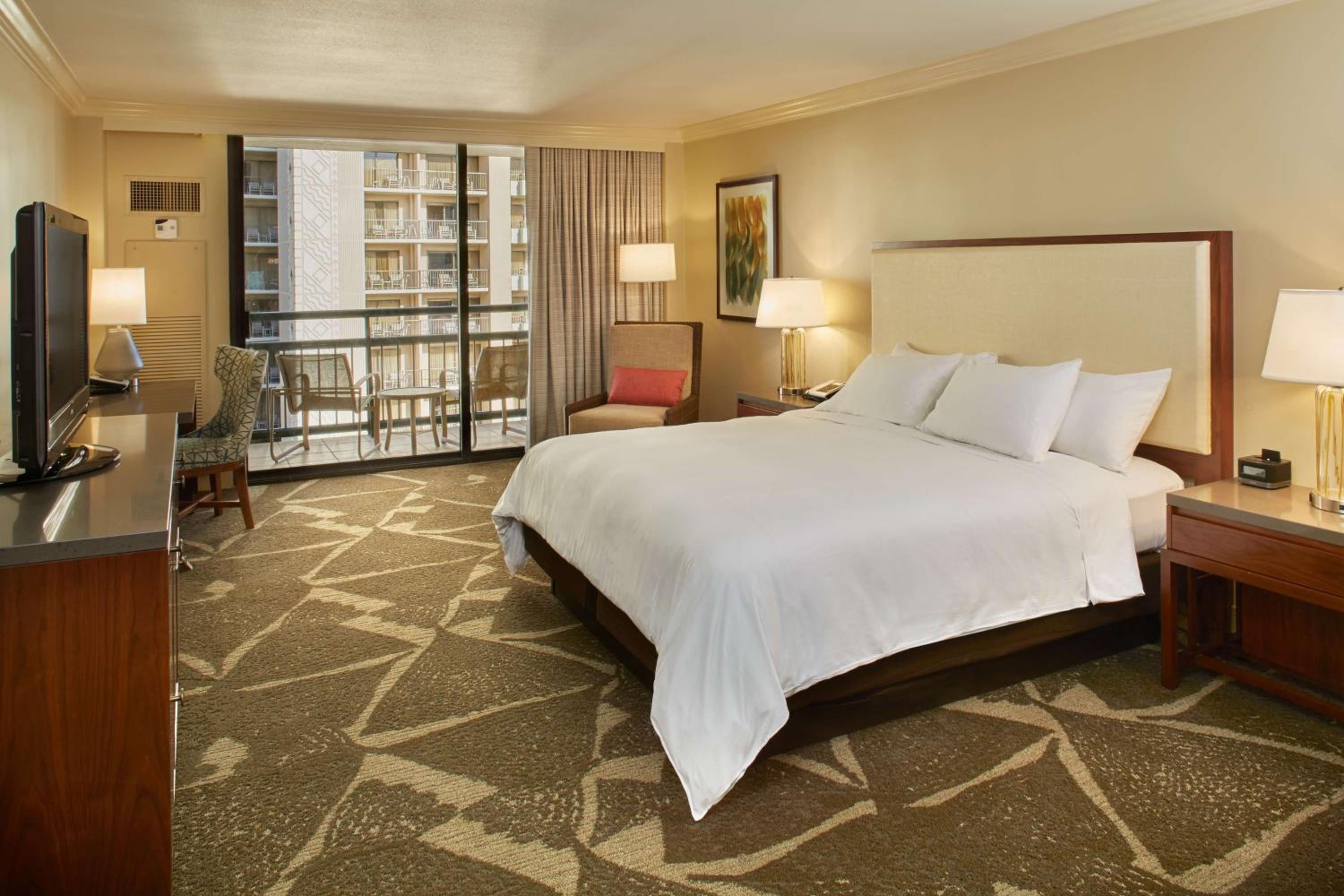 Diamond Head Tower King Room With Resort View