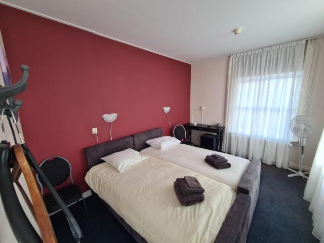Deluxe Twin Room - Photo 1