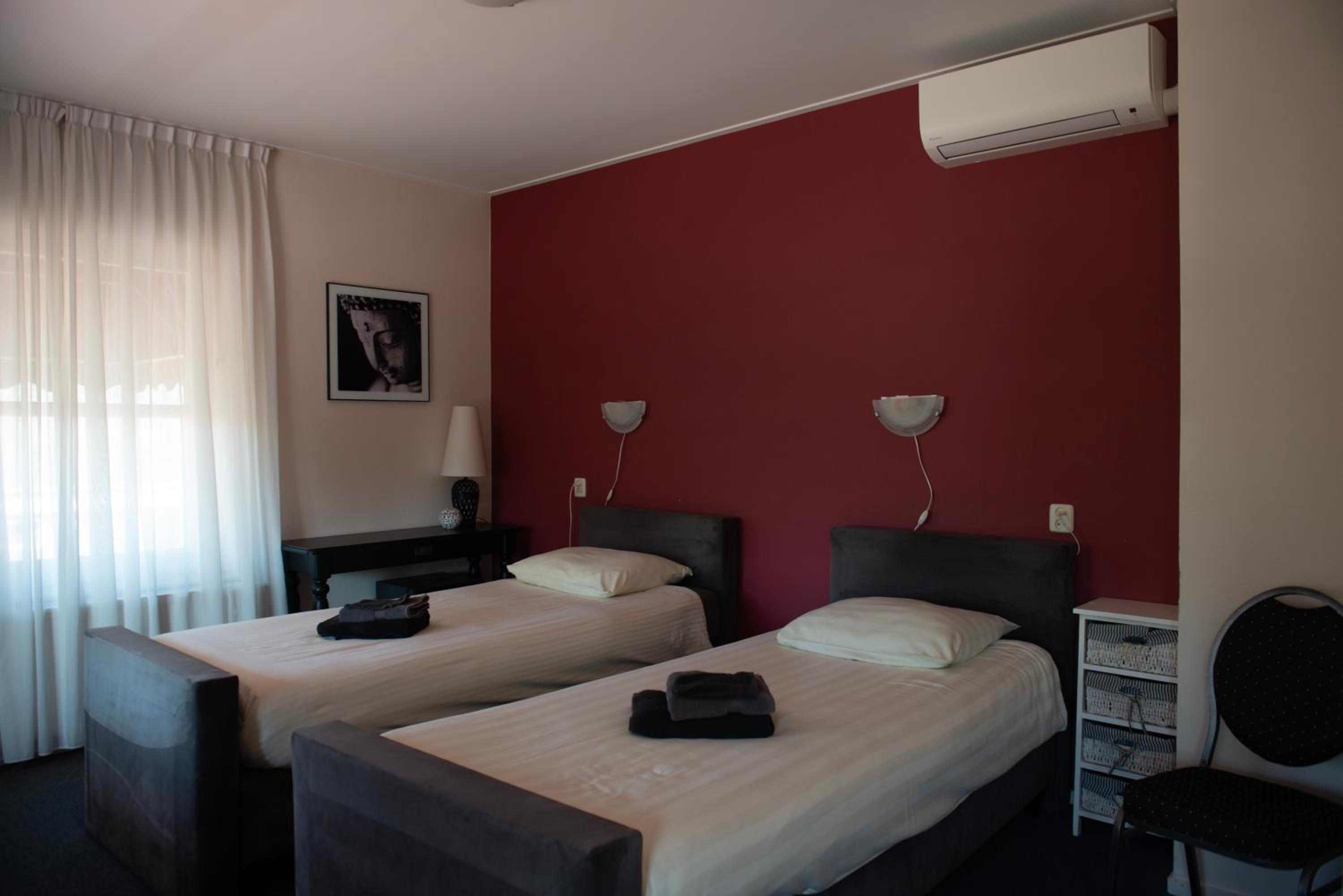 Deluxe Twin Room - Photo 4
