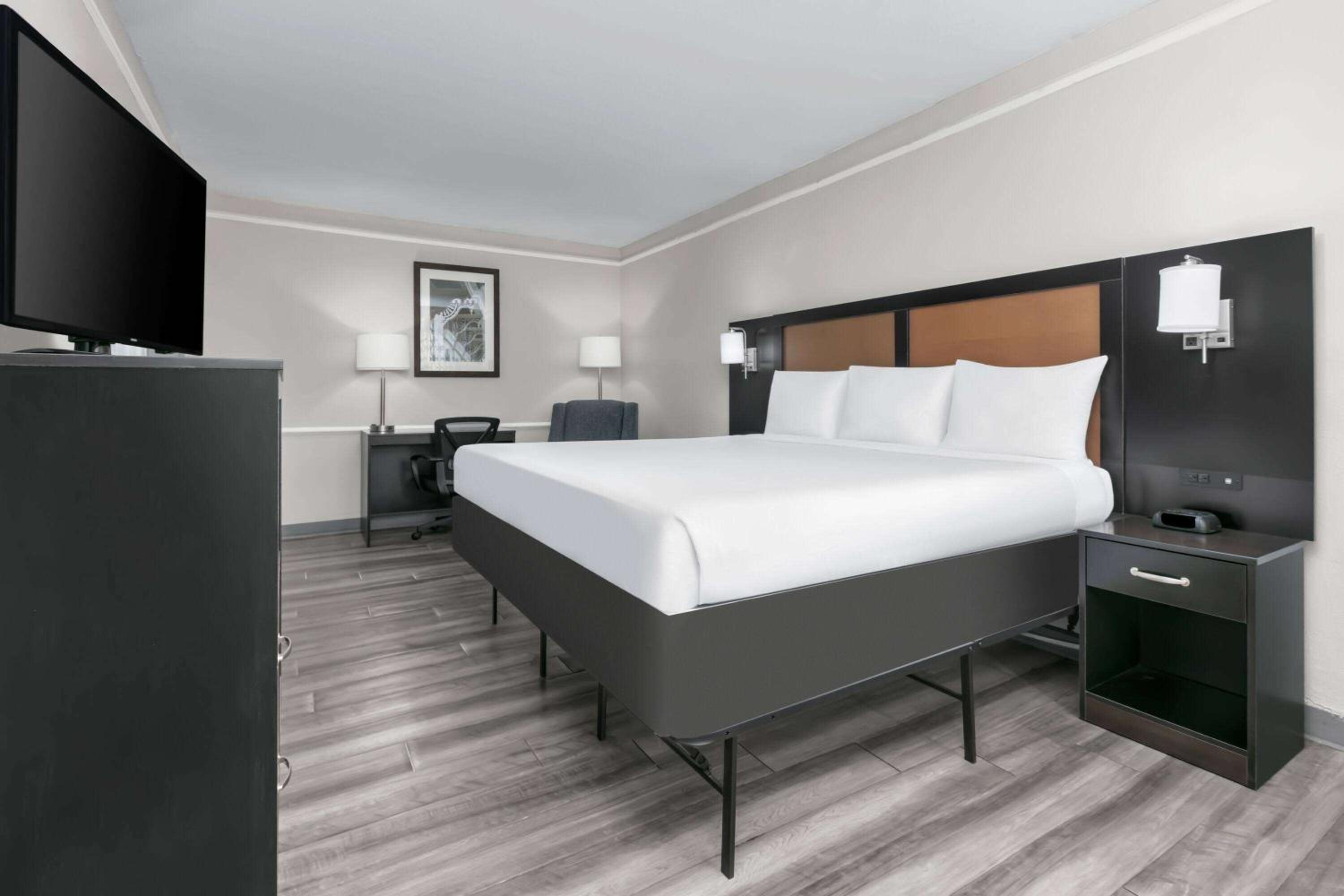 King Room - Disability Access - Photo 1