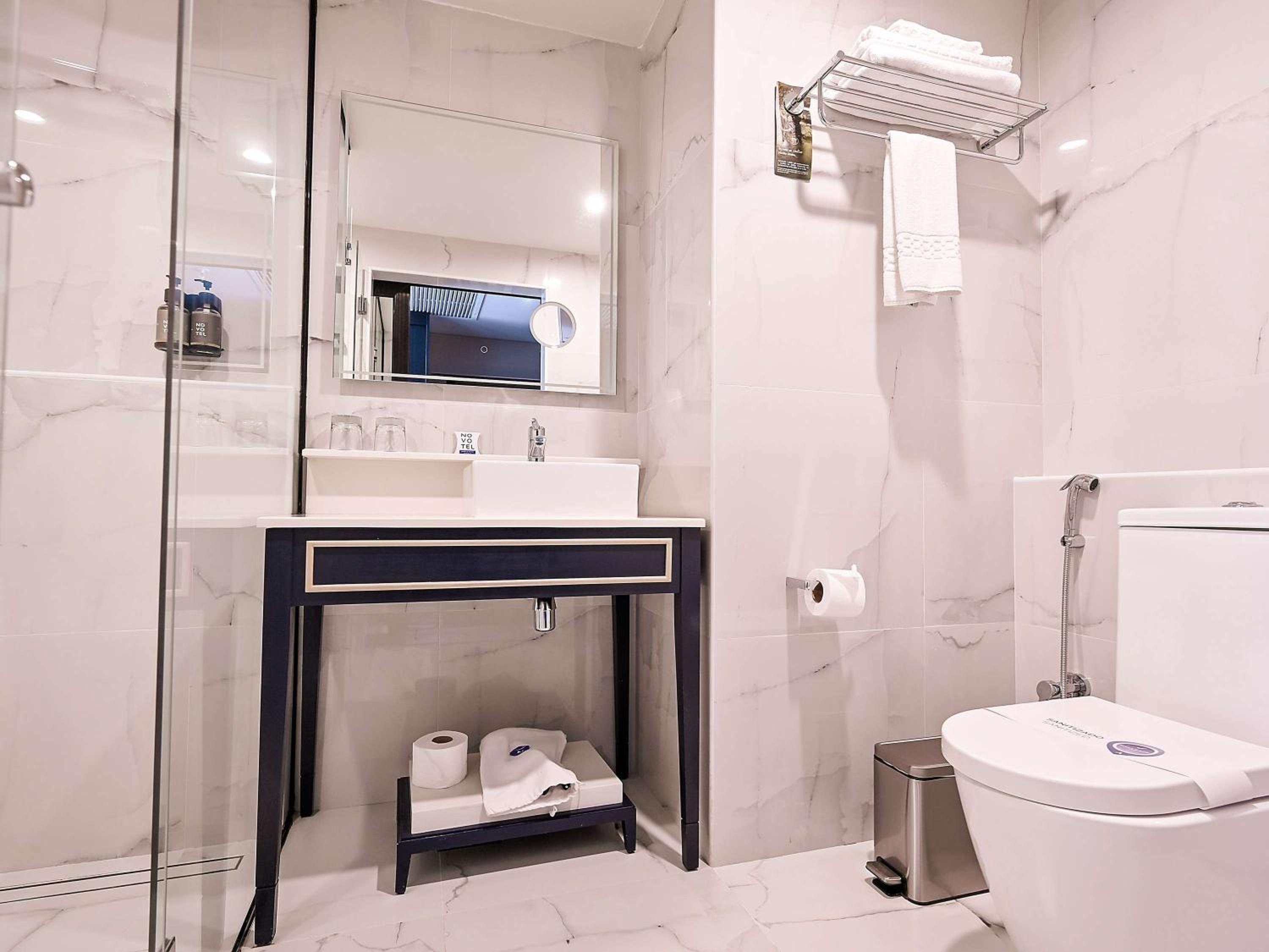 Standard Twin Room - Photo 5