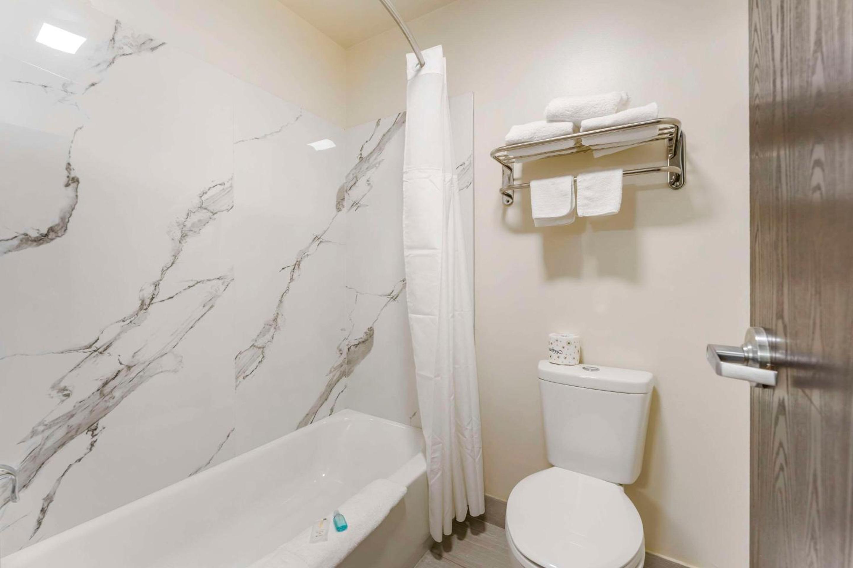 Deluxe Double Room - Photo 4