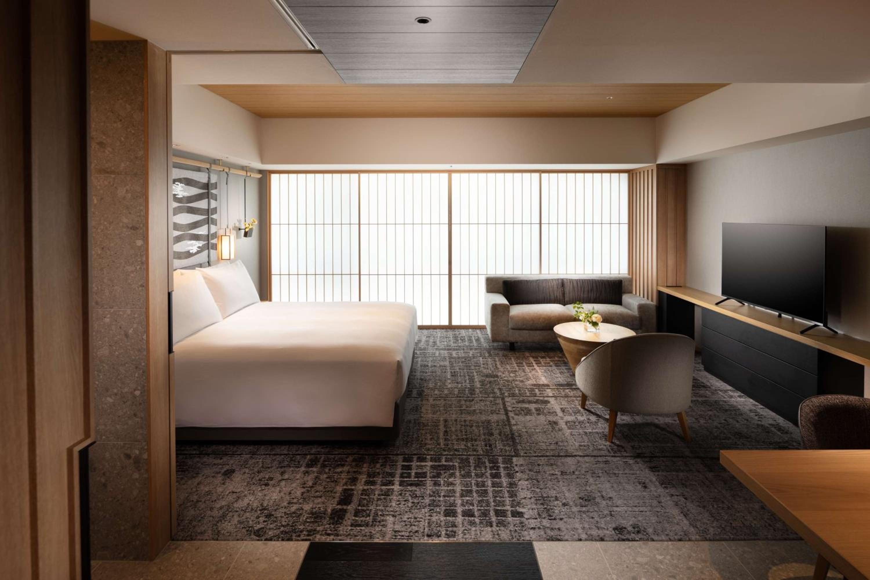 Premium King Room