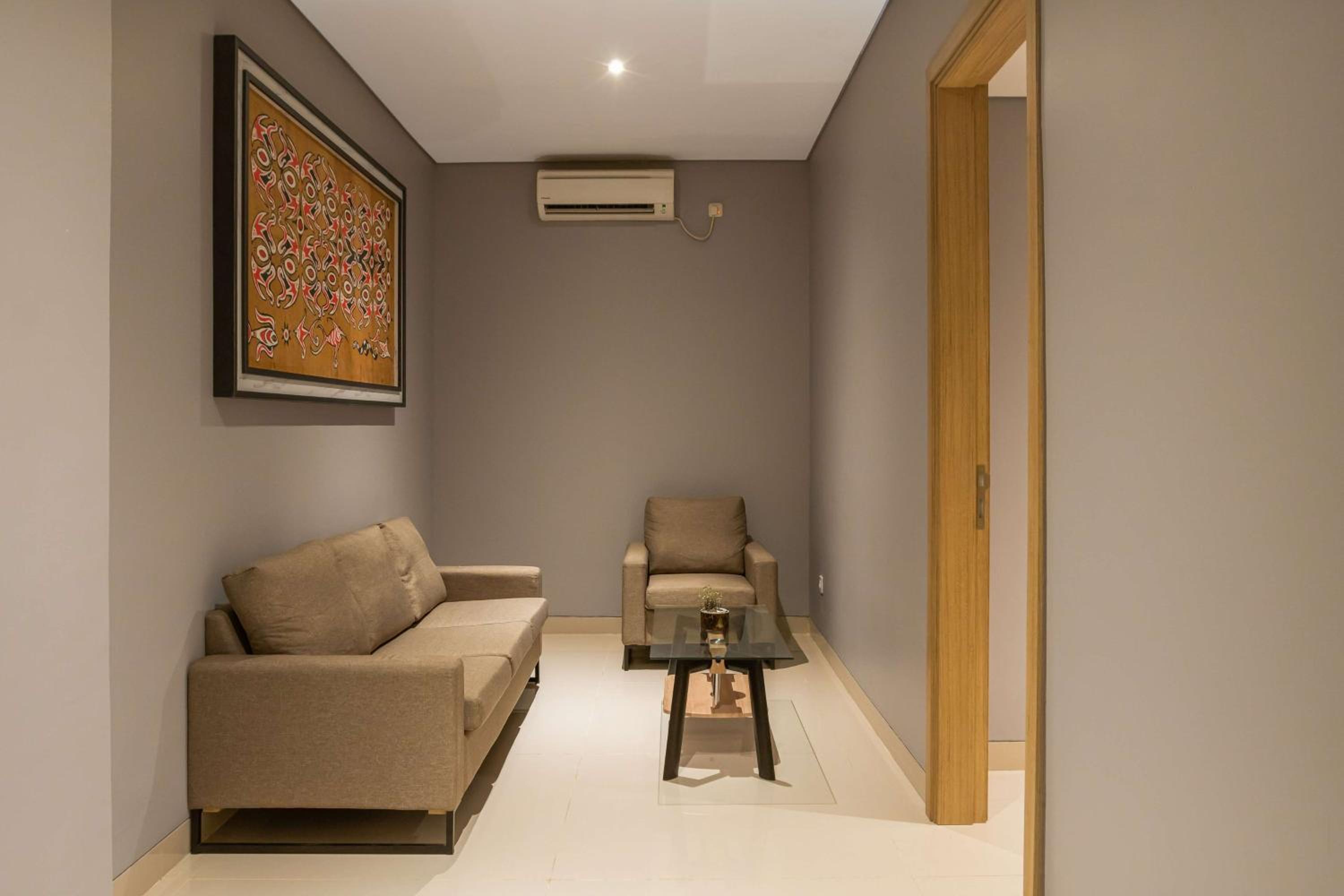 Family Suite with Two Double Beds - Non-Smoking  - Photo 4