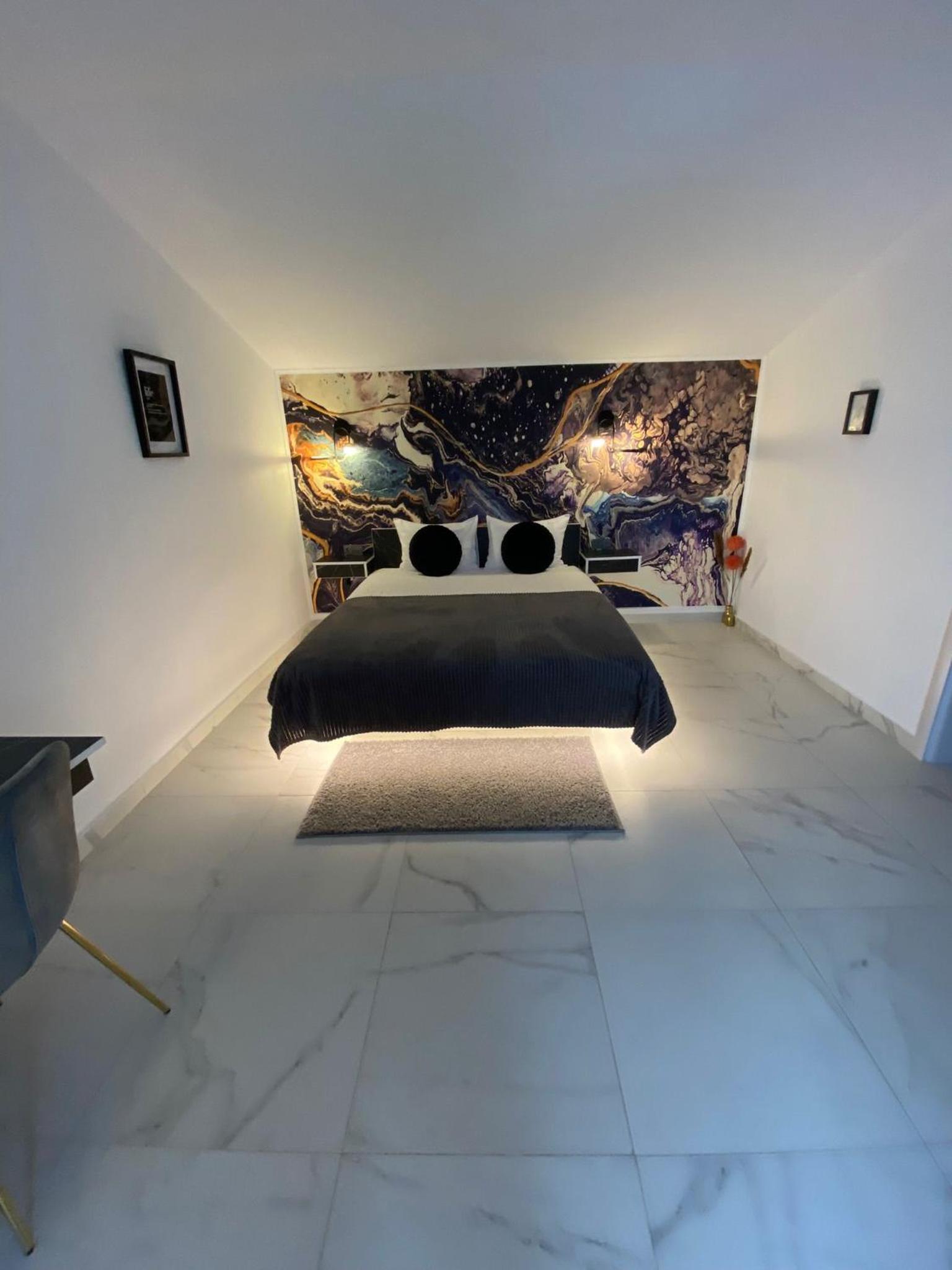 Double Room with Mountain View