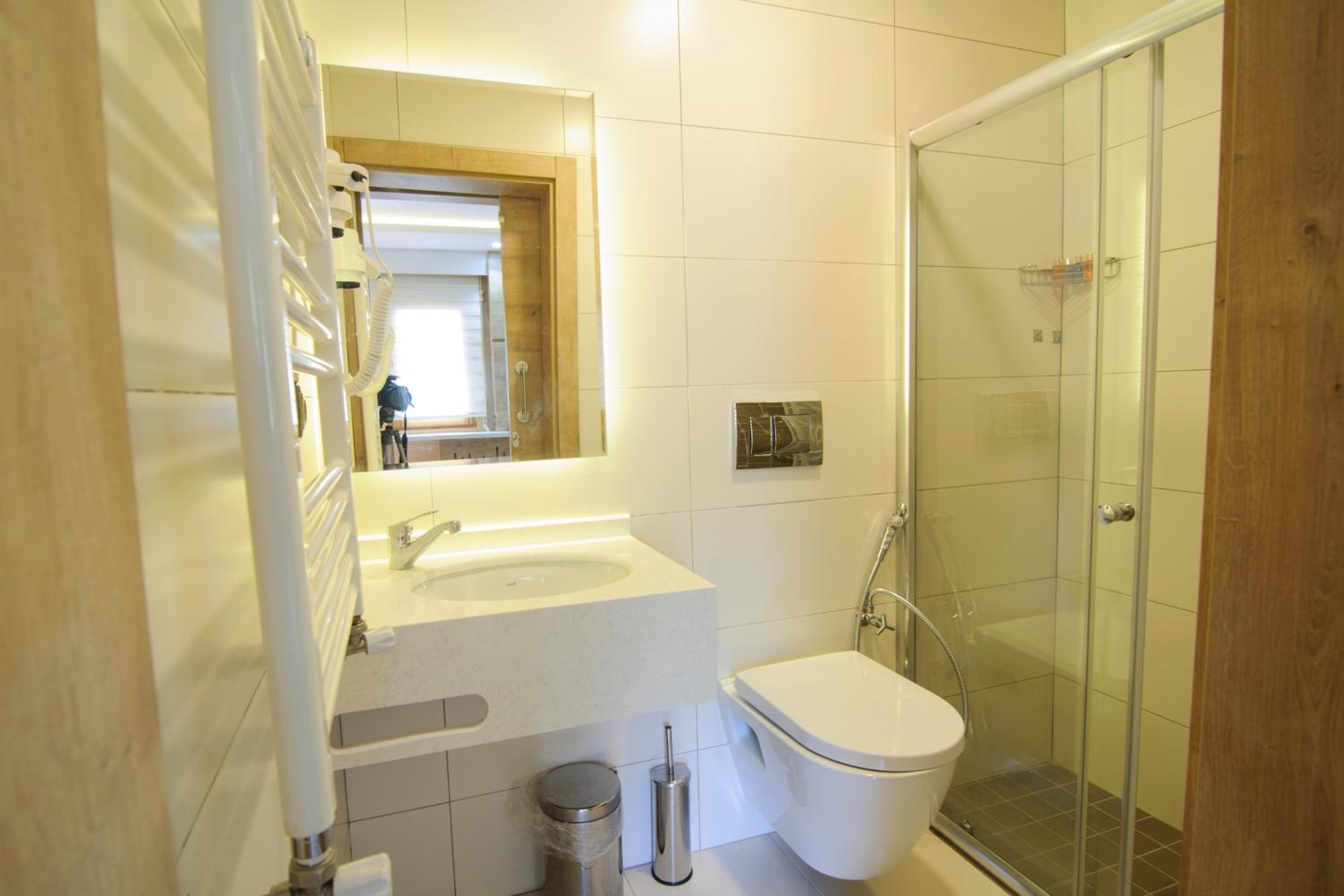 Double Room with Lake View photo 2