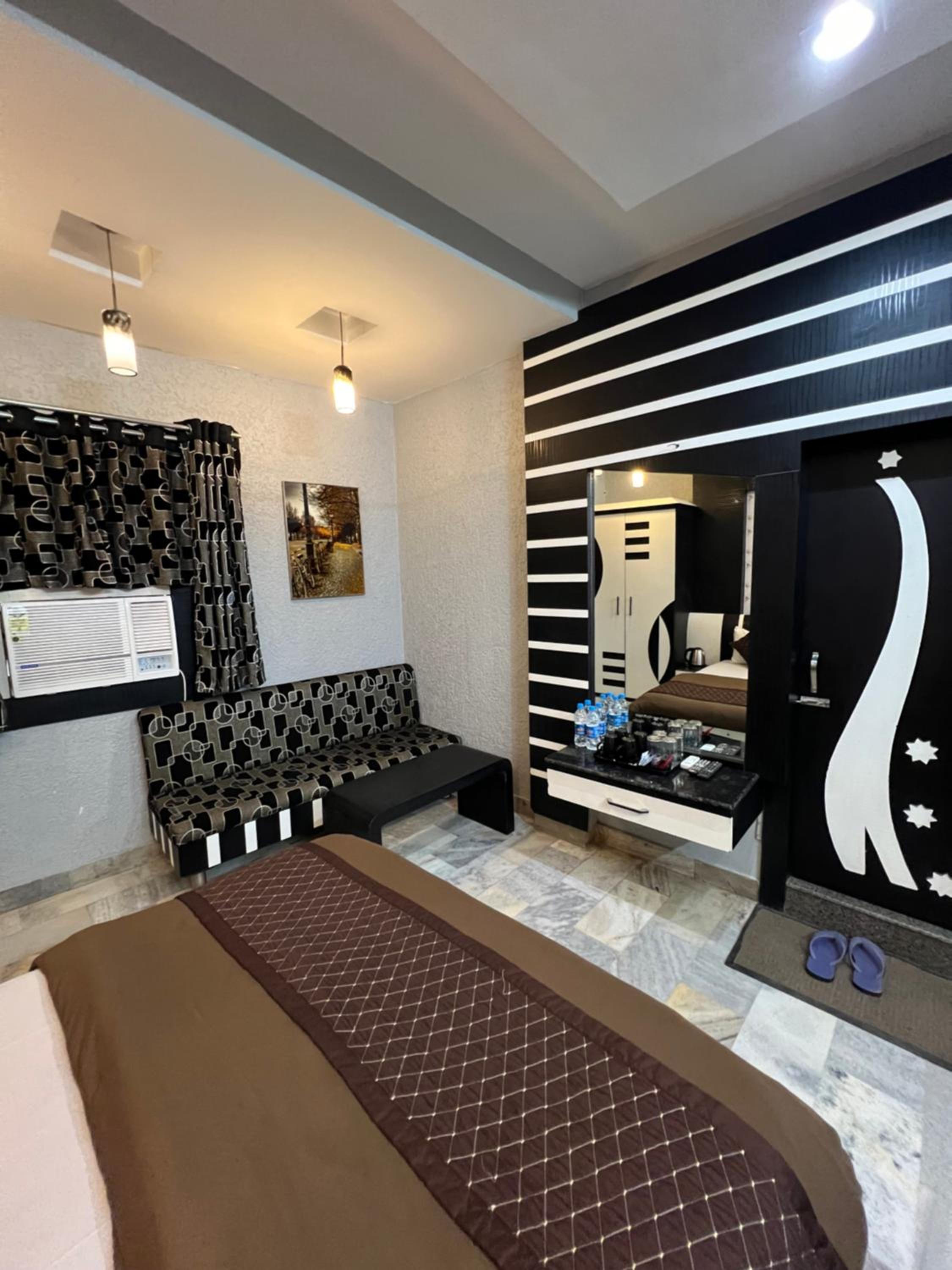 Deluxe Family Room - Photo 6
