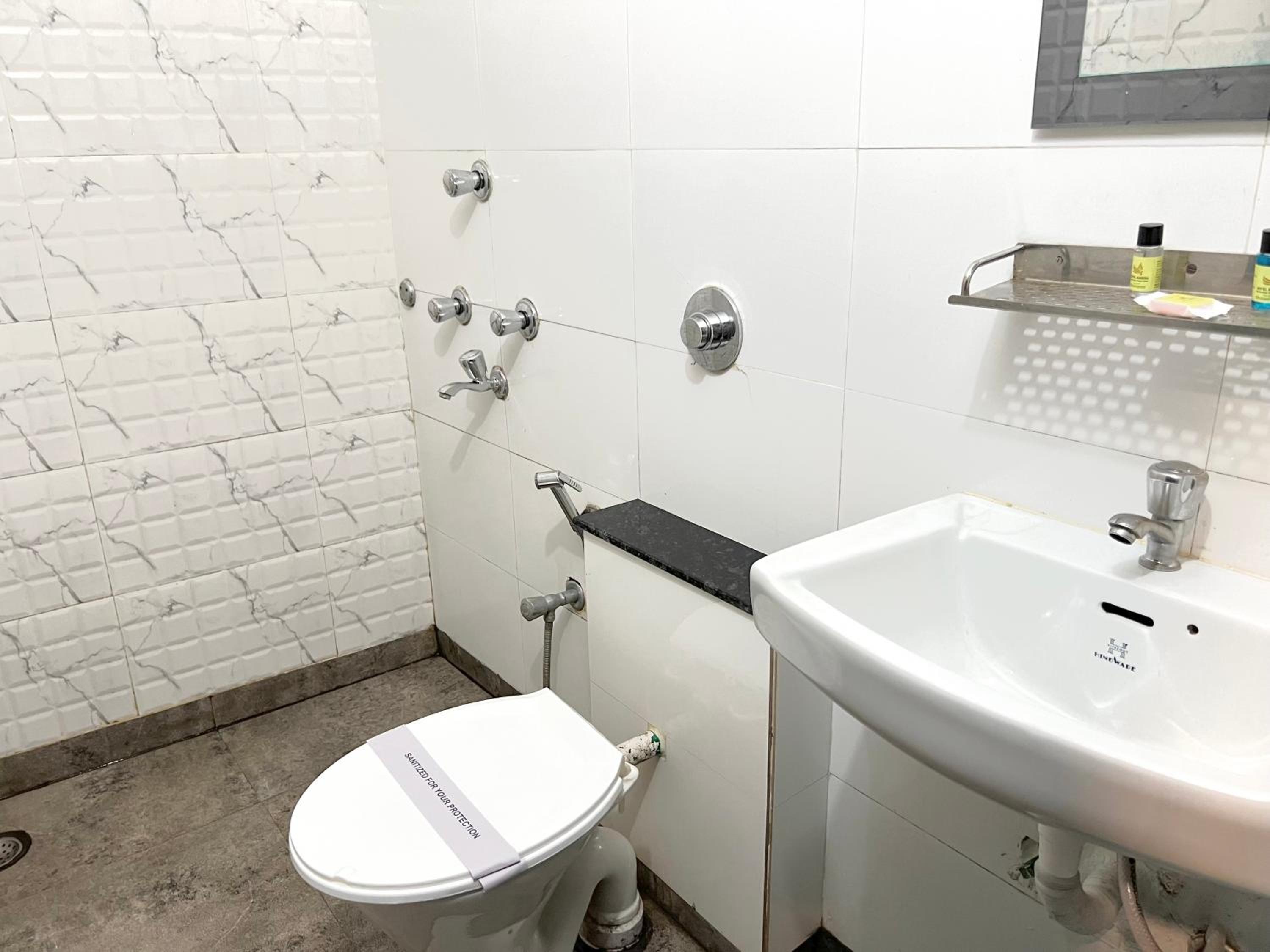 Deluxe Double Room - Photo 2