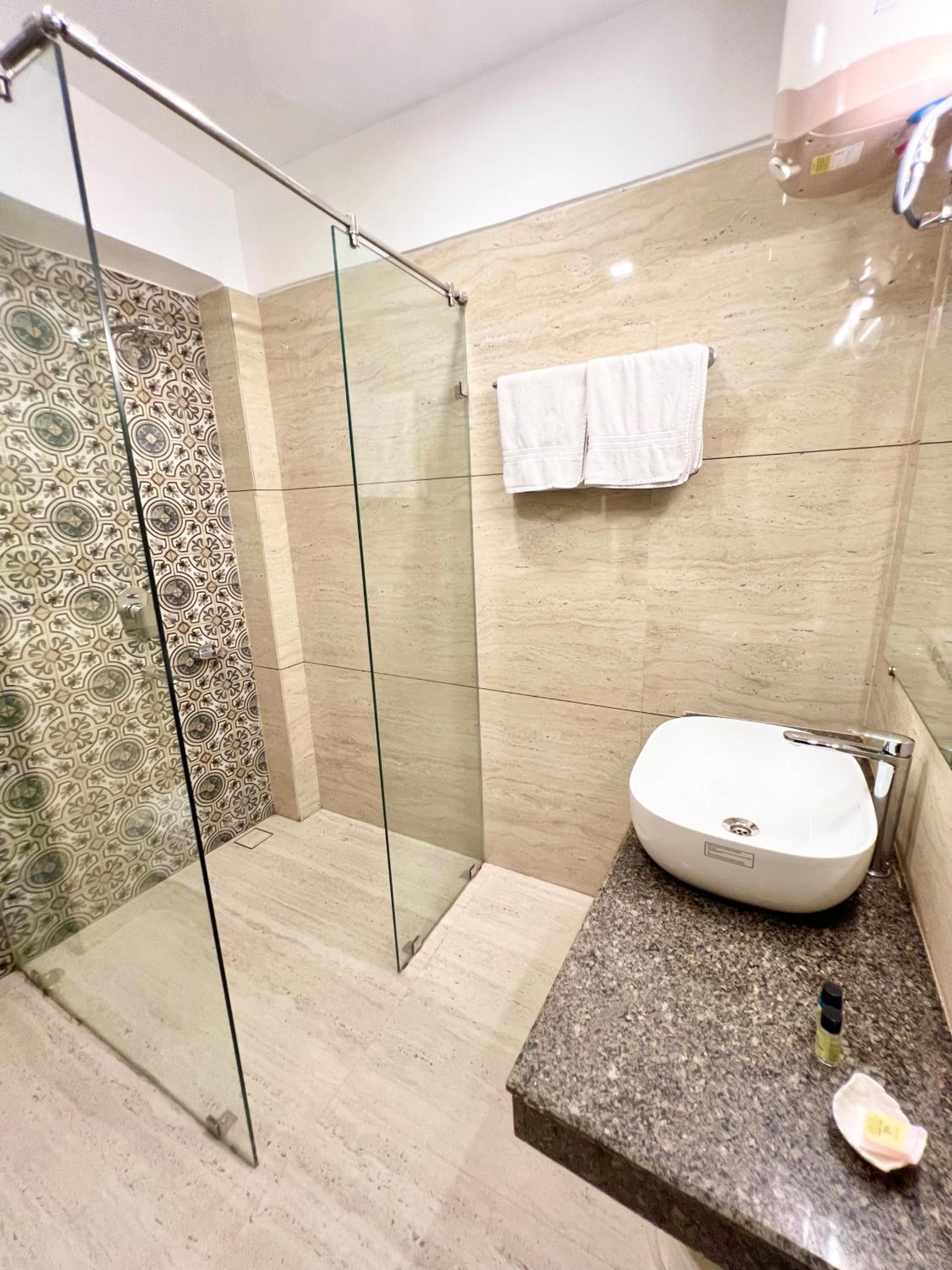 Superior Triple Room - Photo 4
