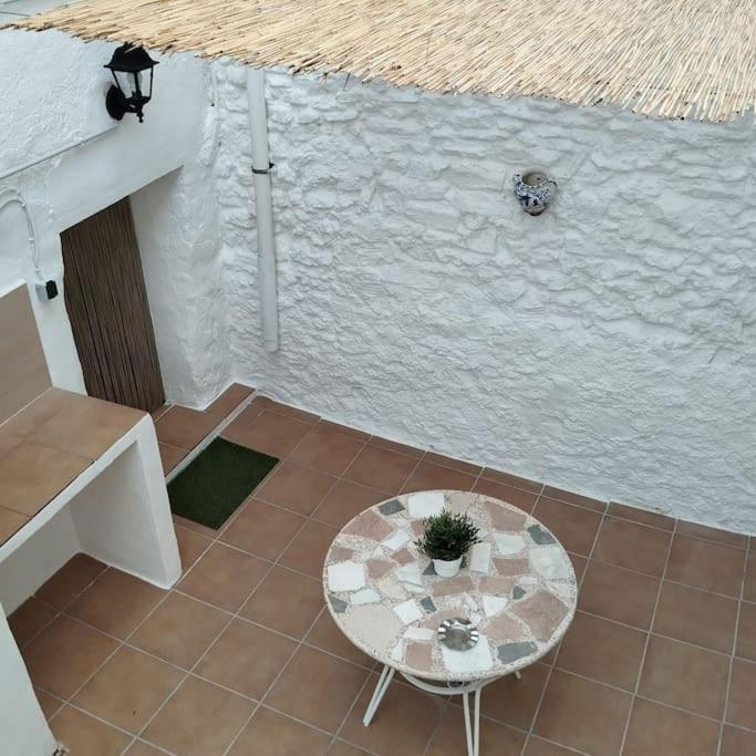 Two-Bedroom House photo 3