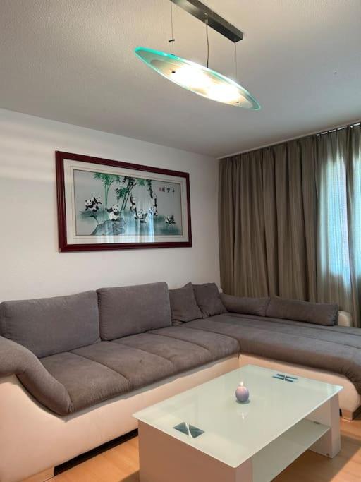 Three-Bedroom Apartment - High Floor photo 2