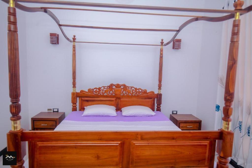 Deluxe Room (2 Adults + 1 Child) photo 1