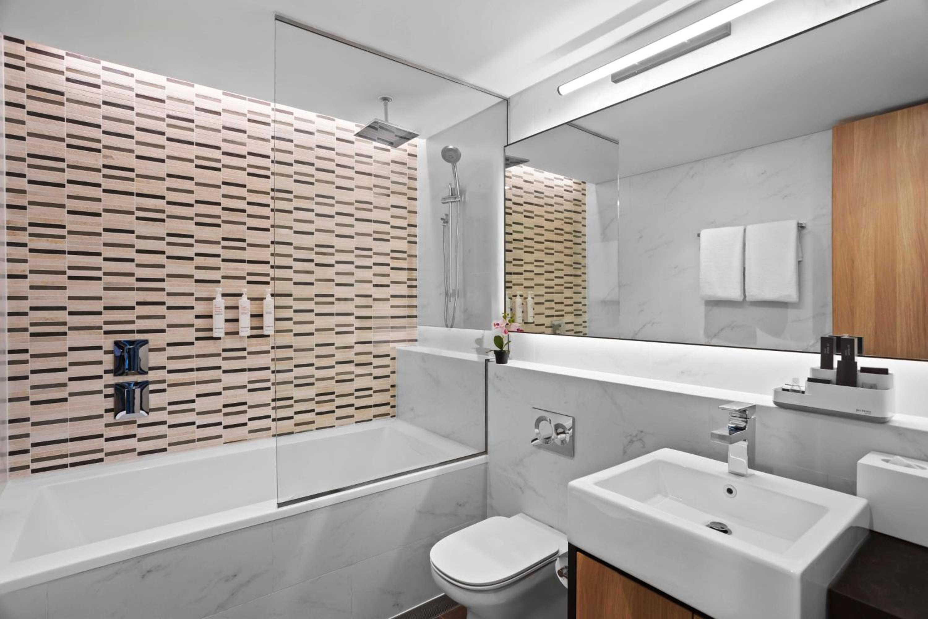 Two-Bedroom Suite photo 2