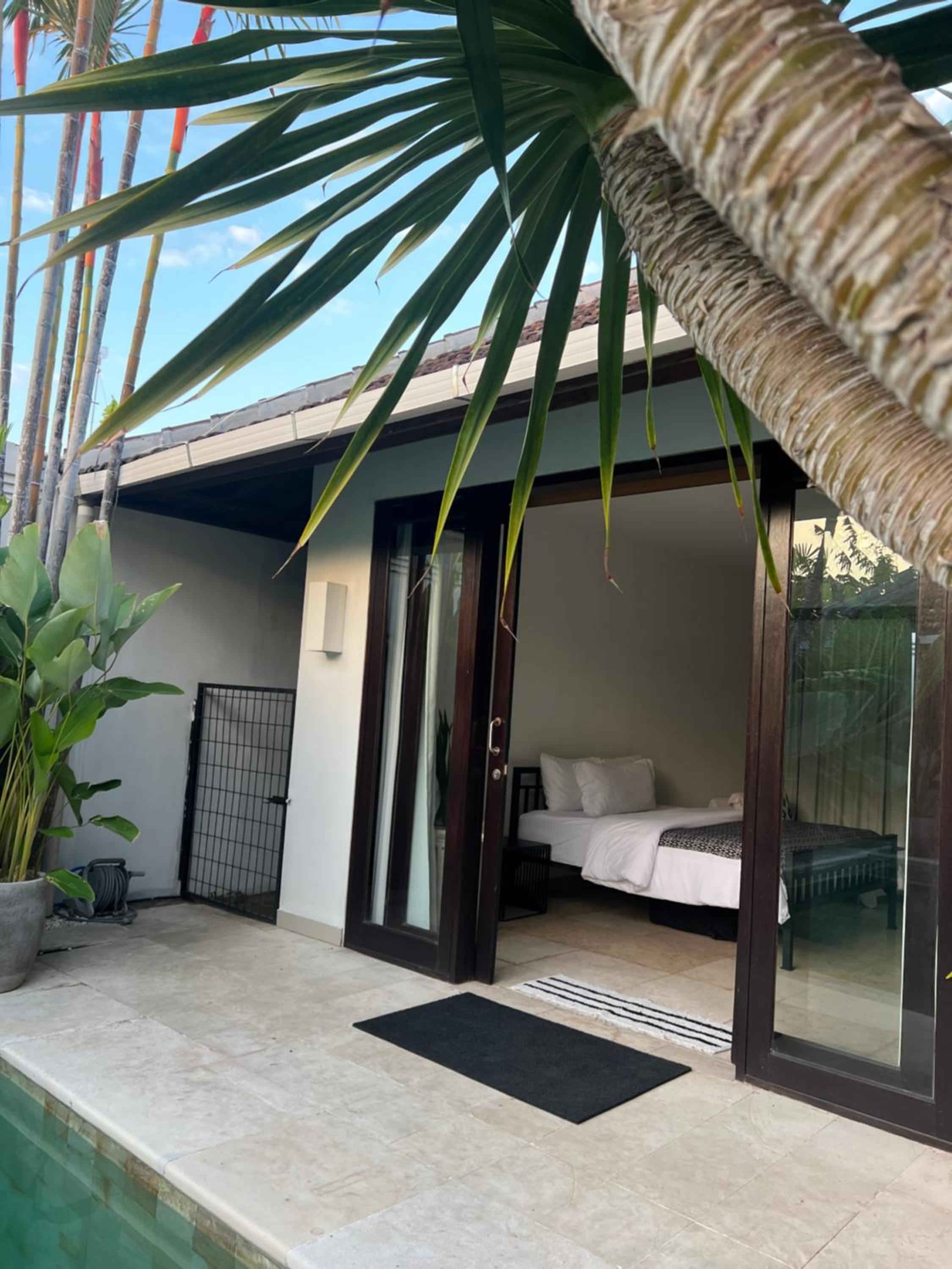 Three-Bedroom Villa photo 1