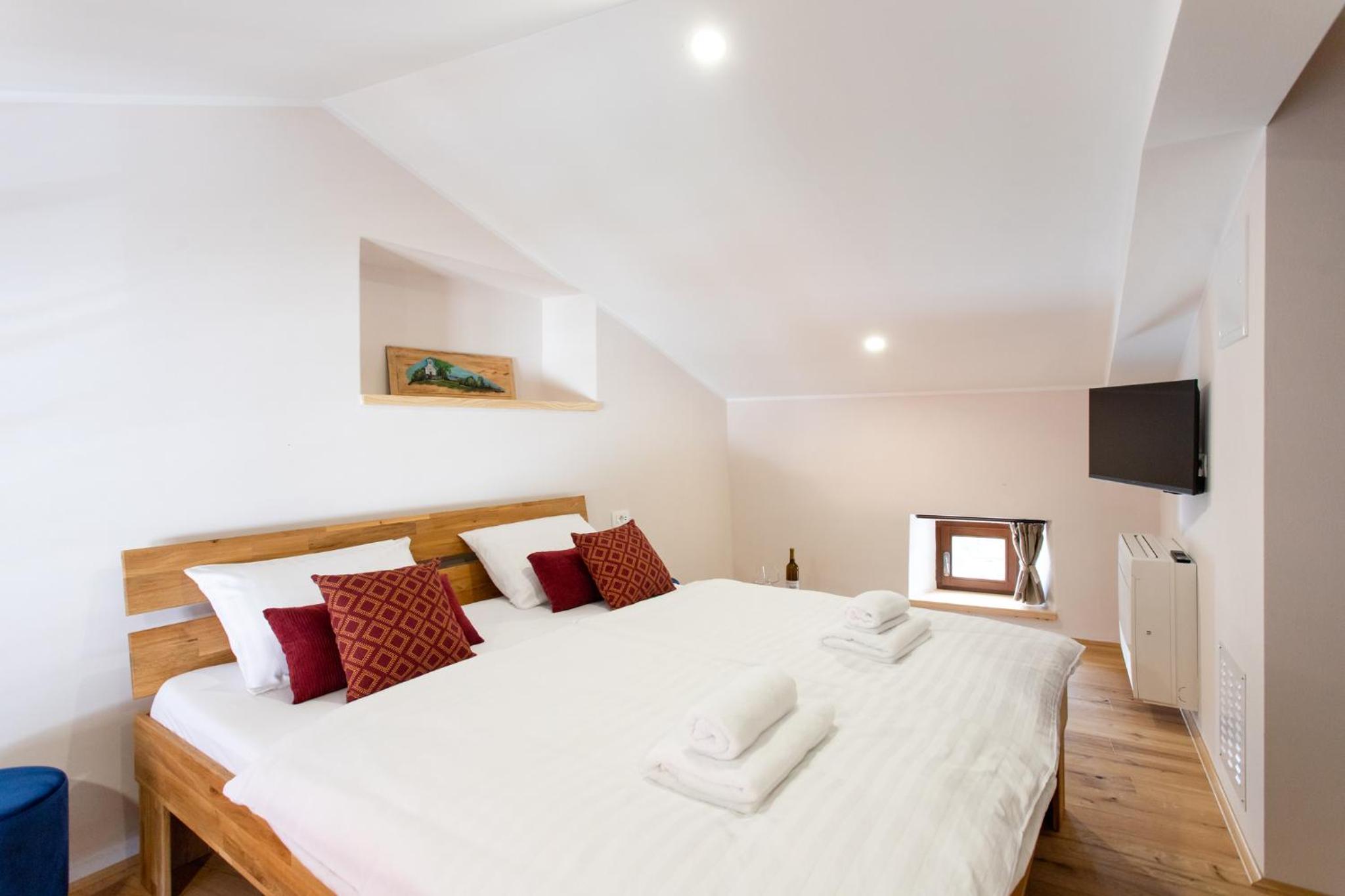 Double Room - Photo 1