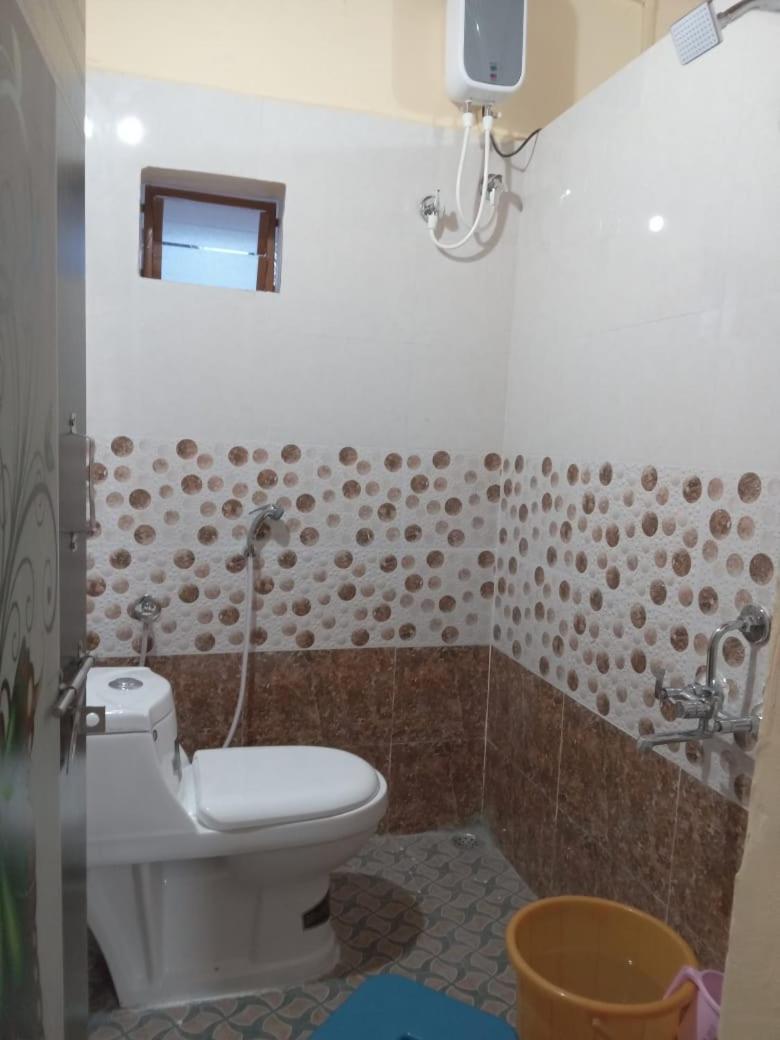Deluxe Double Room (2 Adults + 1 Child) photo 1