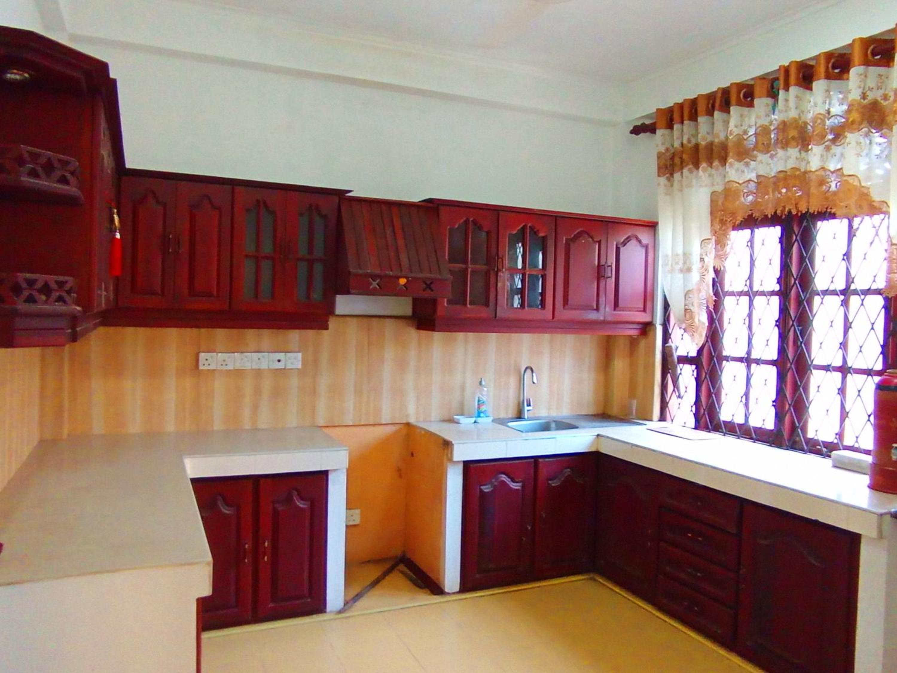 Villa photo 2