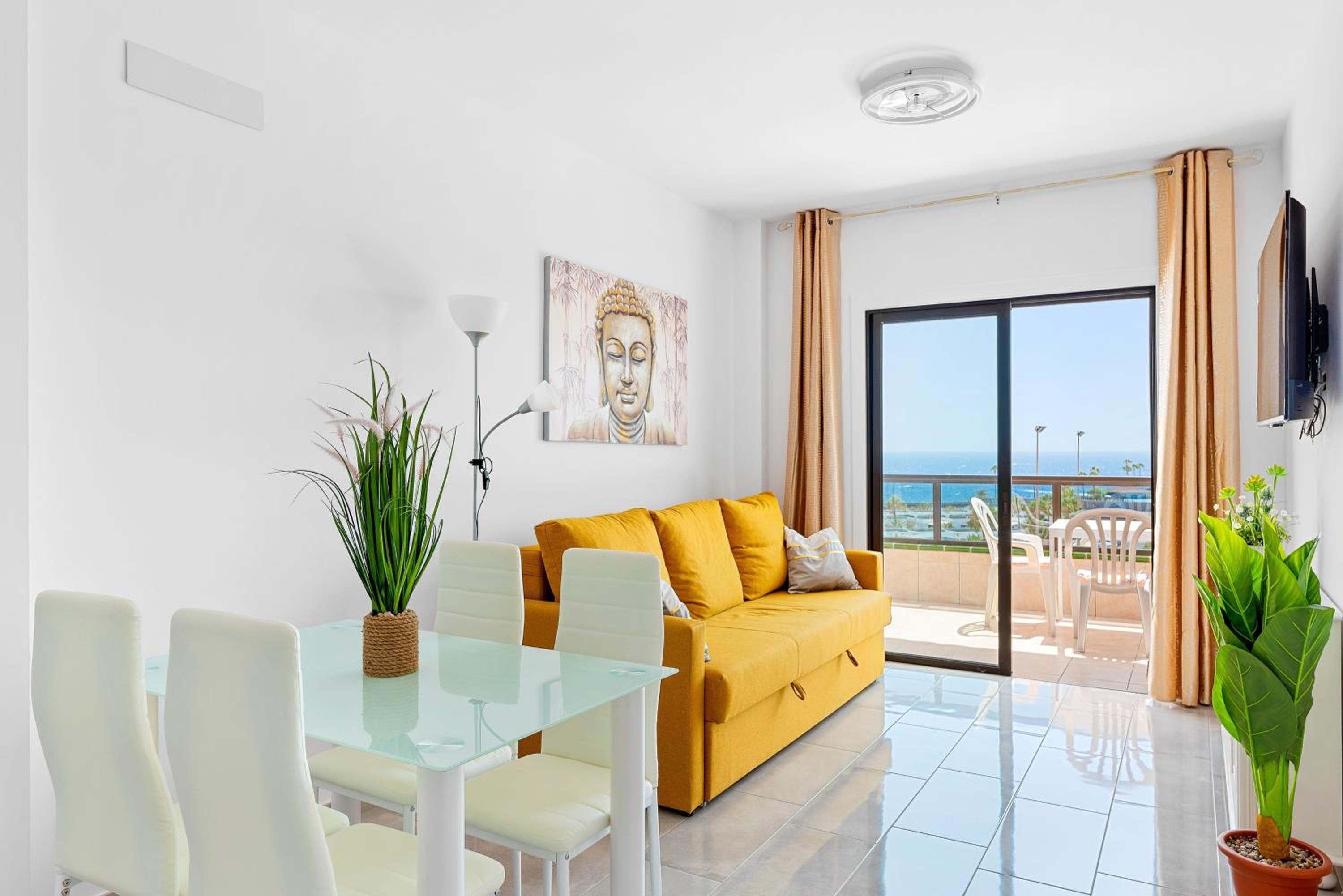 Apartamento con Vista y Balcón