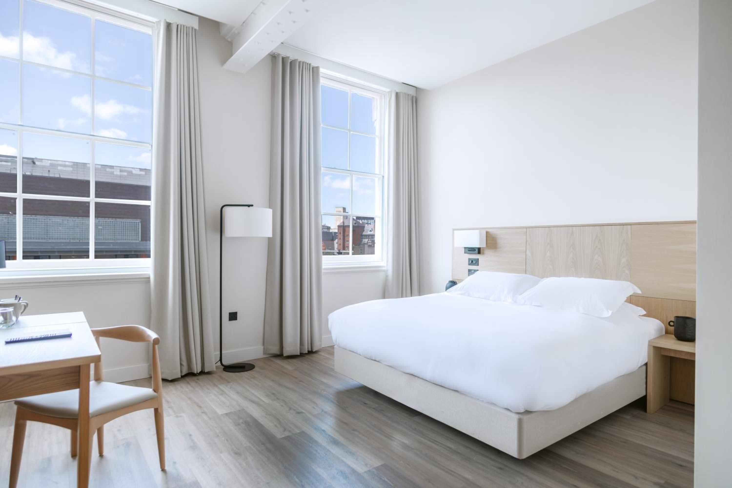 Deluxe Room - Photo 1