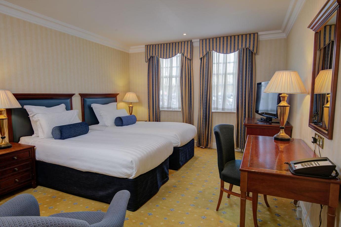 Standard Twin Room - Non-Smoking - Photo 1