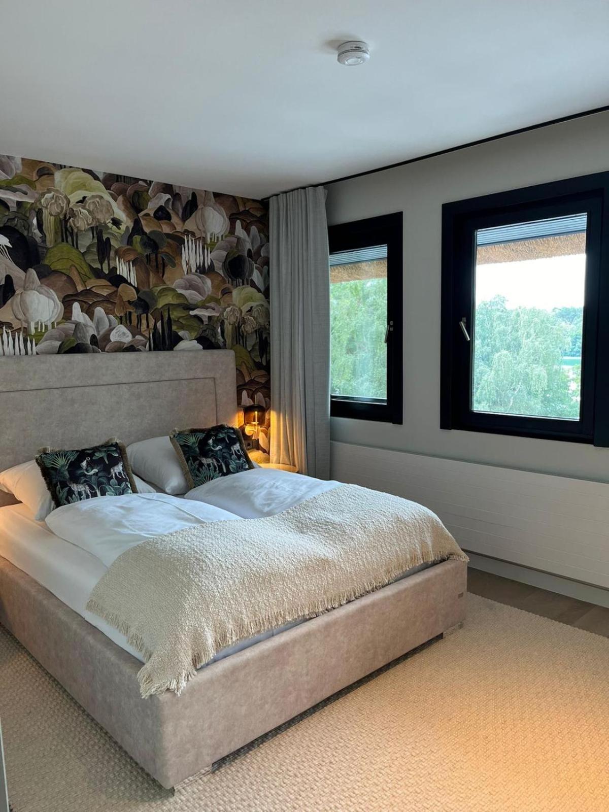 Deluxe Suite photo 1