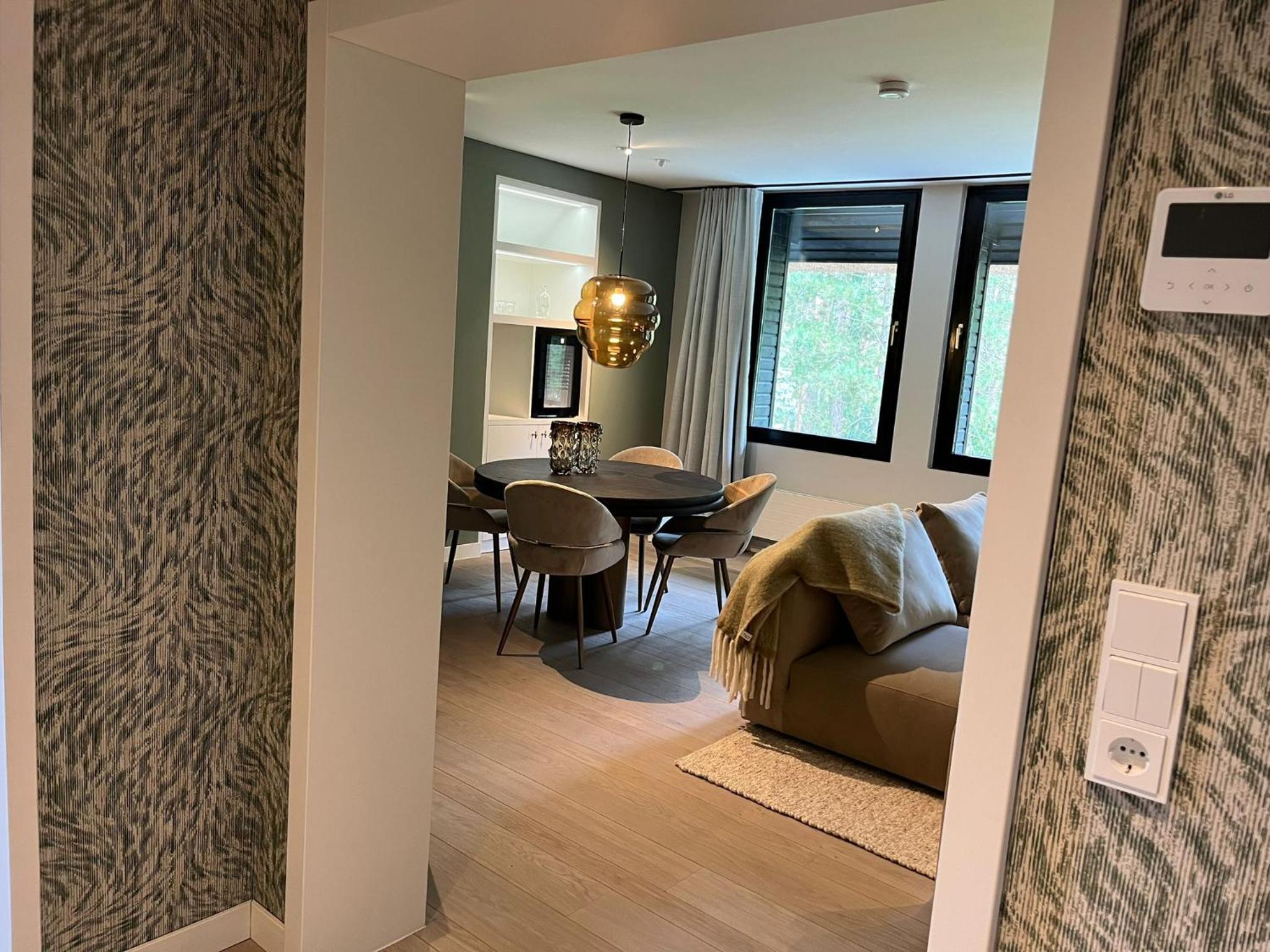 Deluxe Suite photo 2