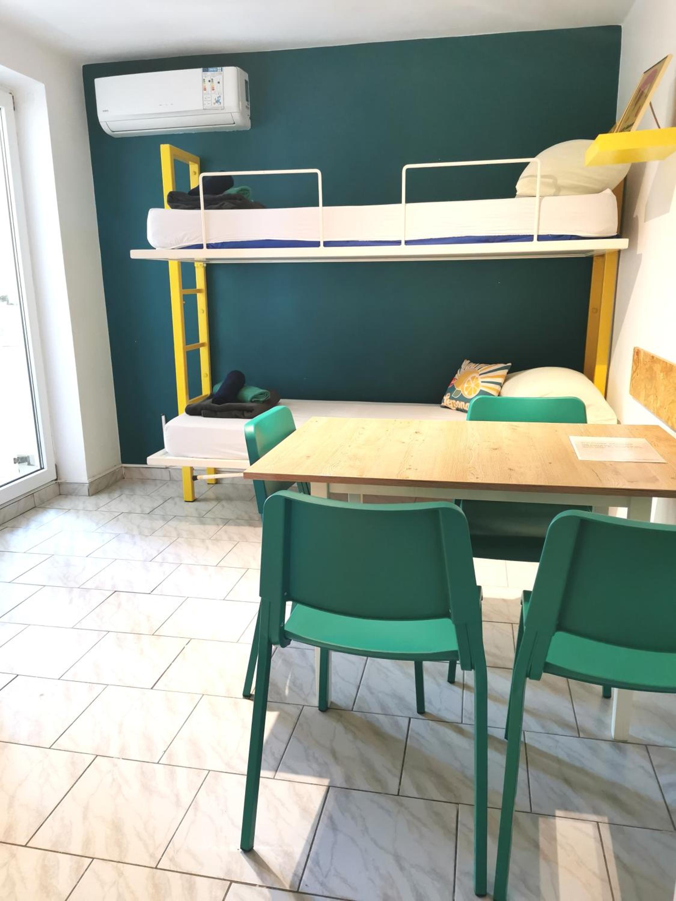 Apartment with Balcony photo 1