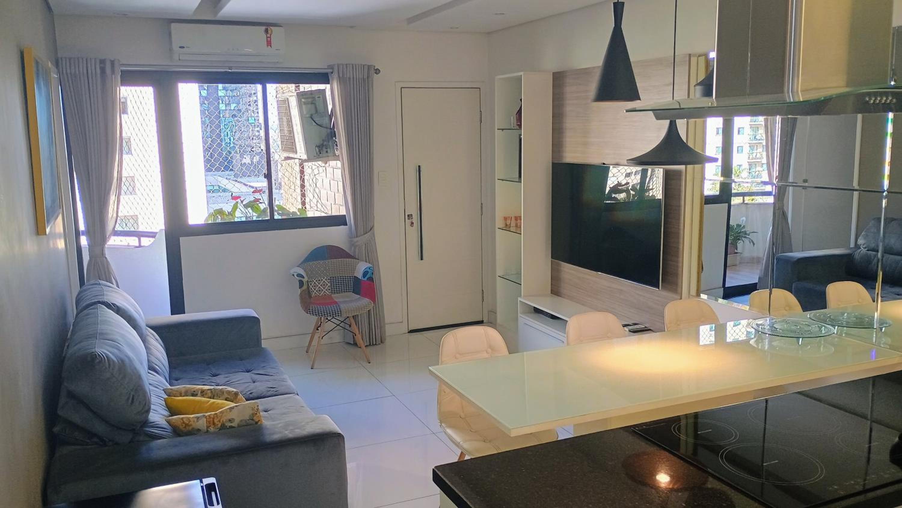 One-Bedroom Apartment photo 2