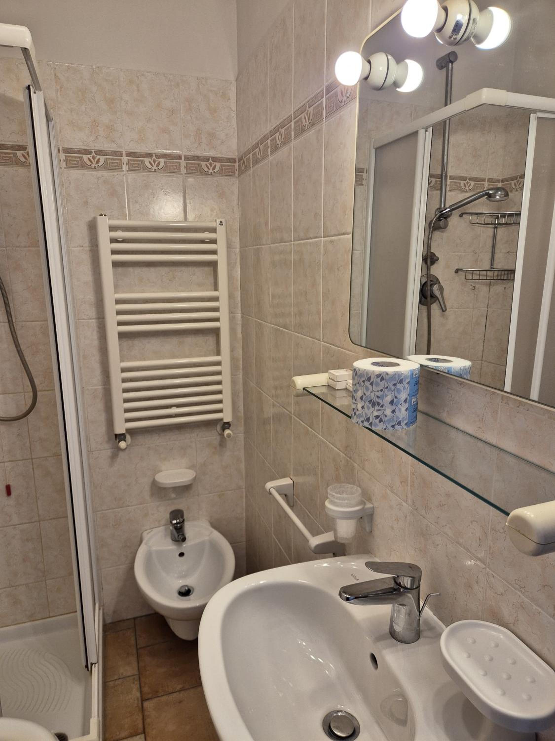 Double Room with Patio and View  - Photo 12