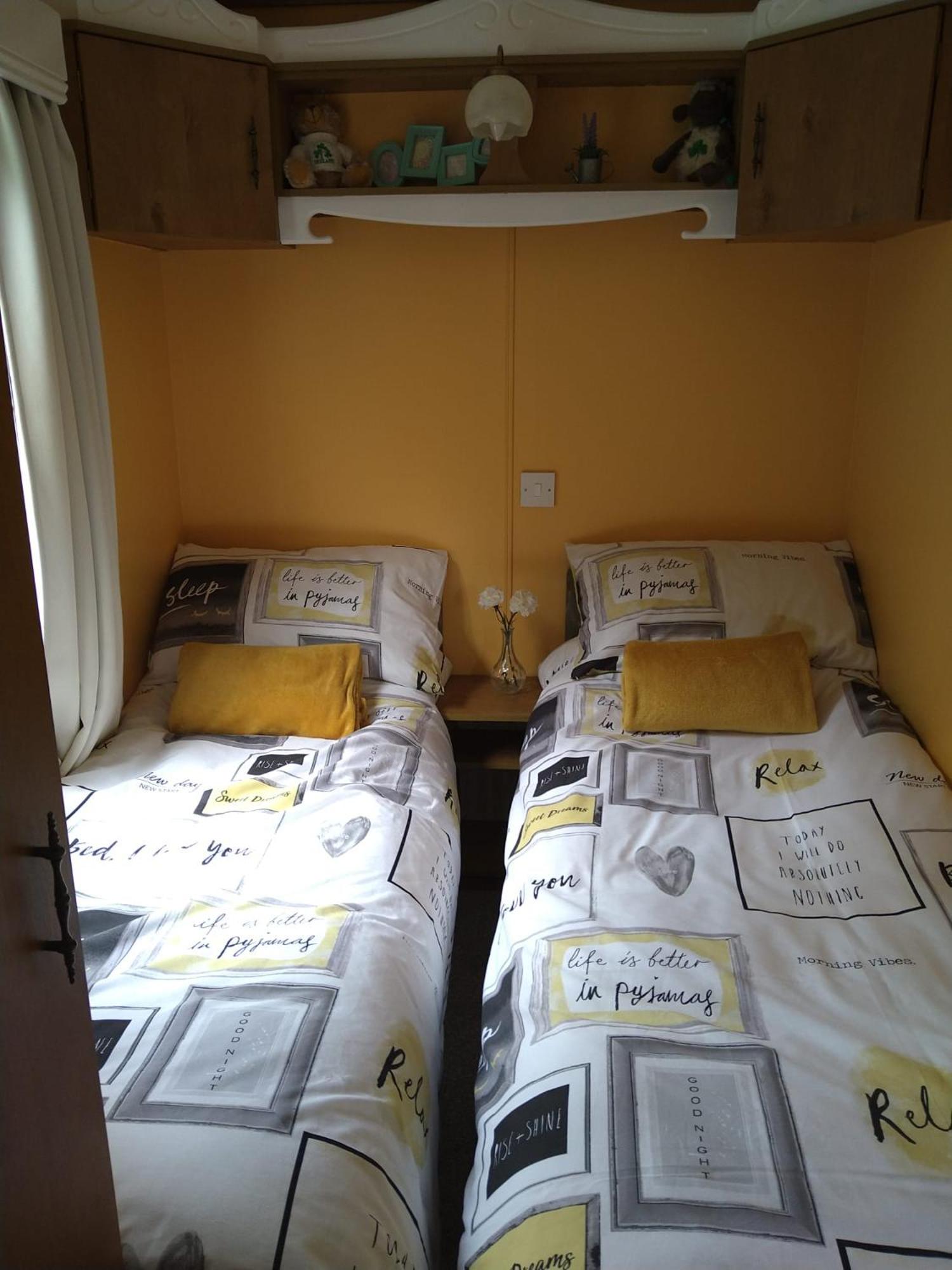 两卧室小屋