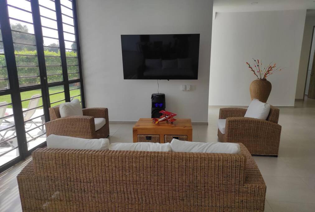 Four-Bedroom Holiday Home photo 1