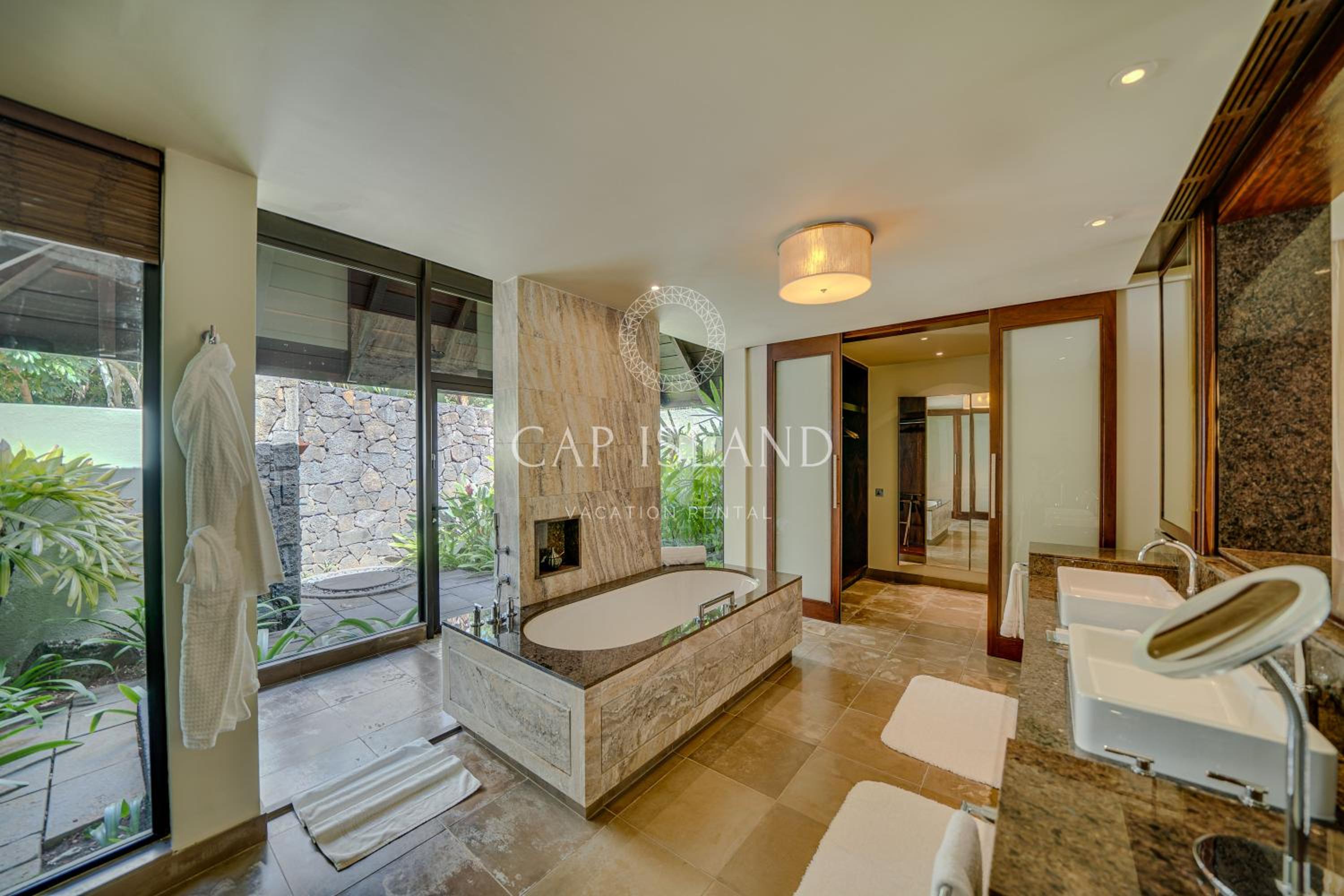 Villa With Private Pool photo 2