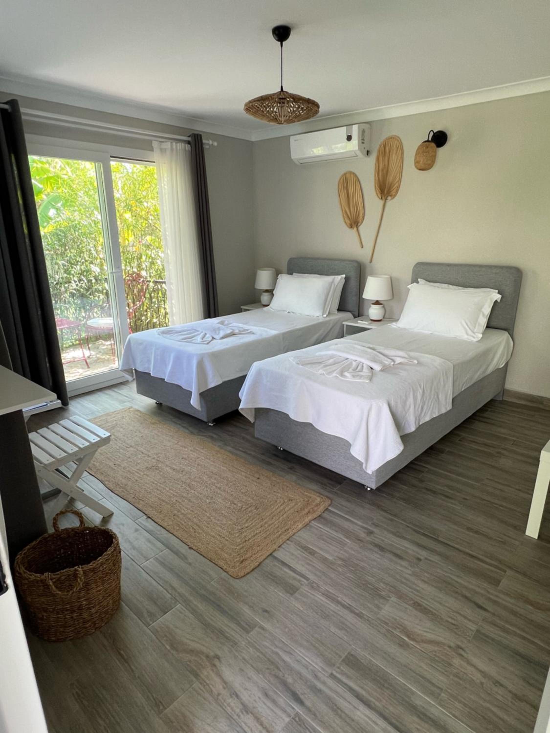 Deluxe Twin Room photo 1