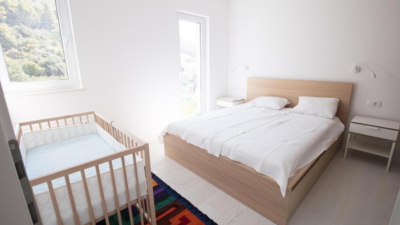 Two-Bedroom Apartment photo 2