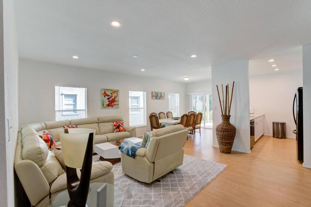Four-Bedroom House photo 1