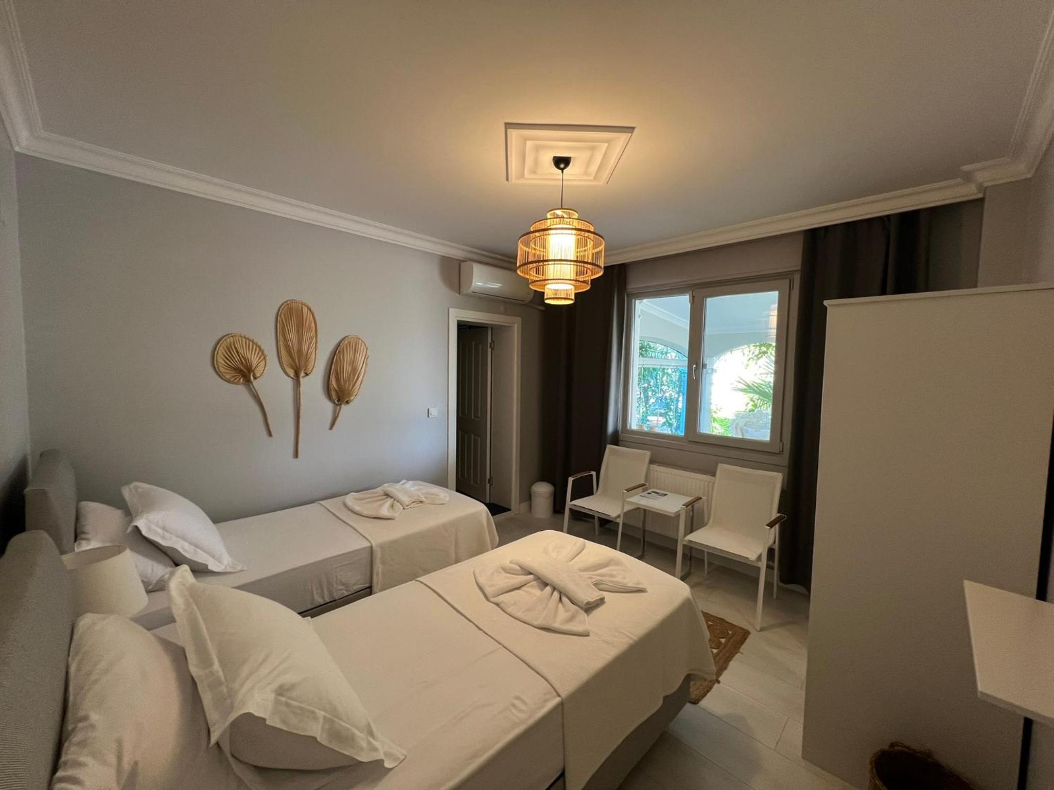 Standard Twin Room photo 1
