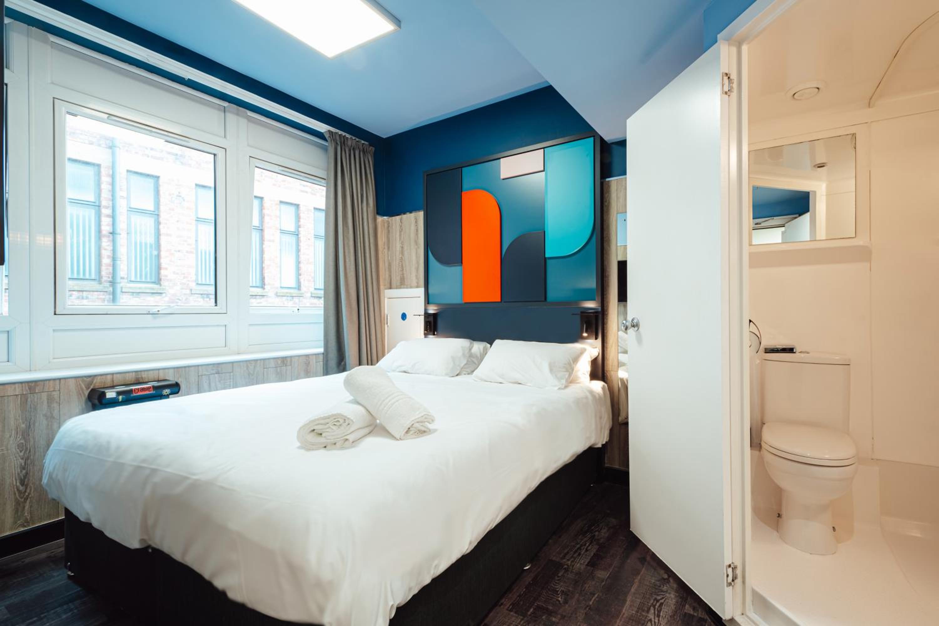 Standard Double Room - Photo 5