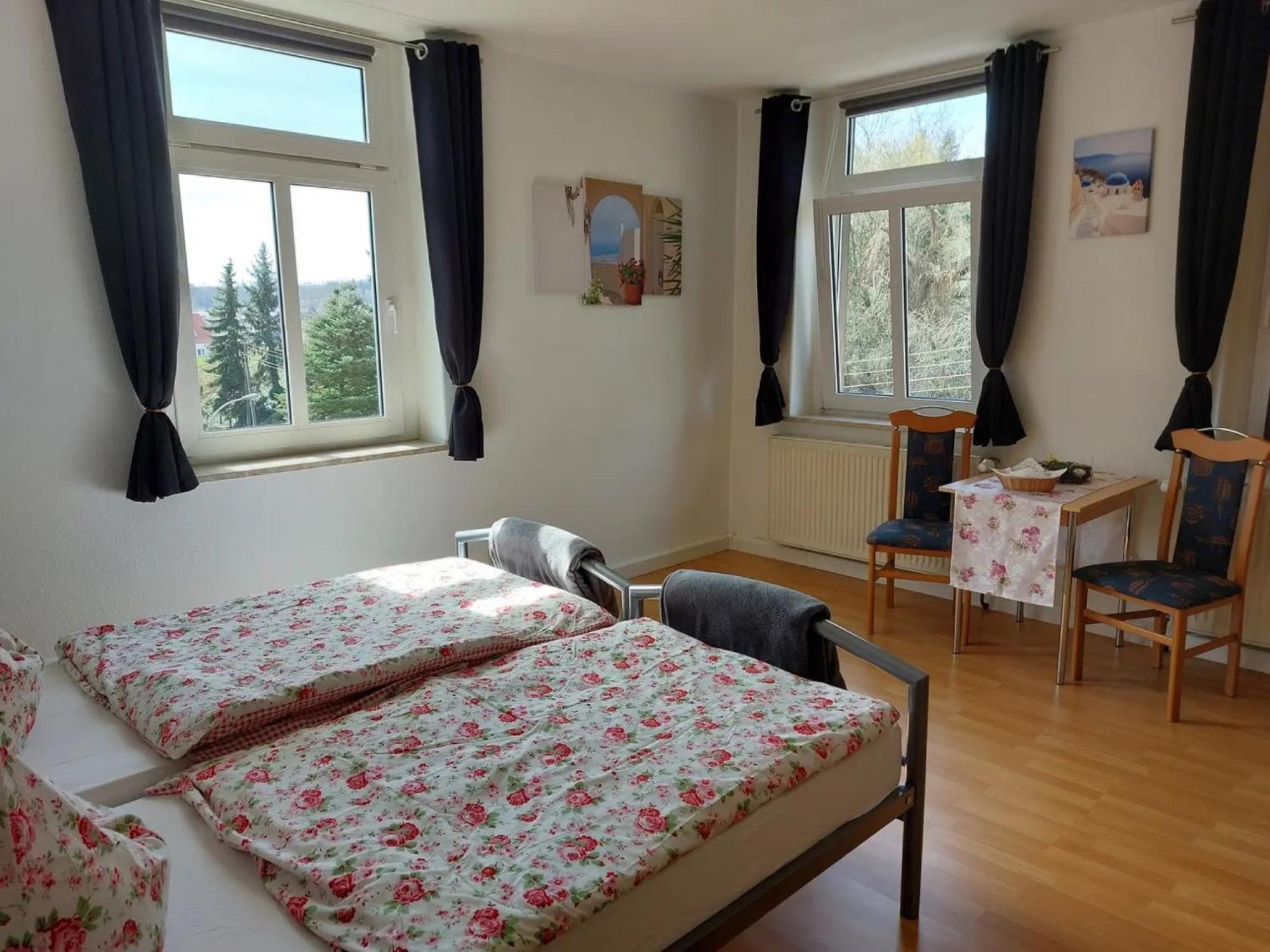 Two-Bedroom Deluxe Apartment with Garden View