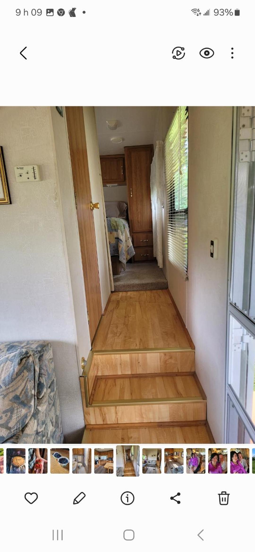 Deluxe Bungalow photo 2