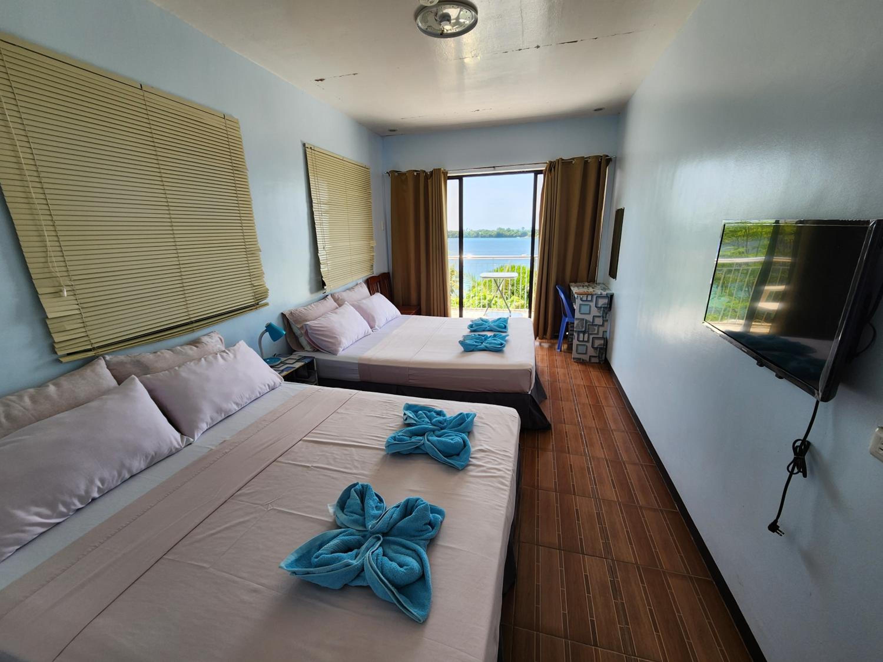 Quadruple Room with Sea View photo 1