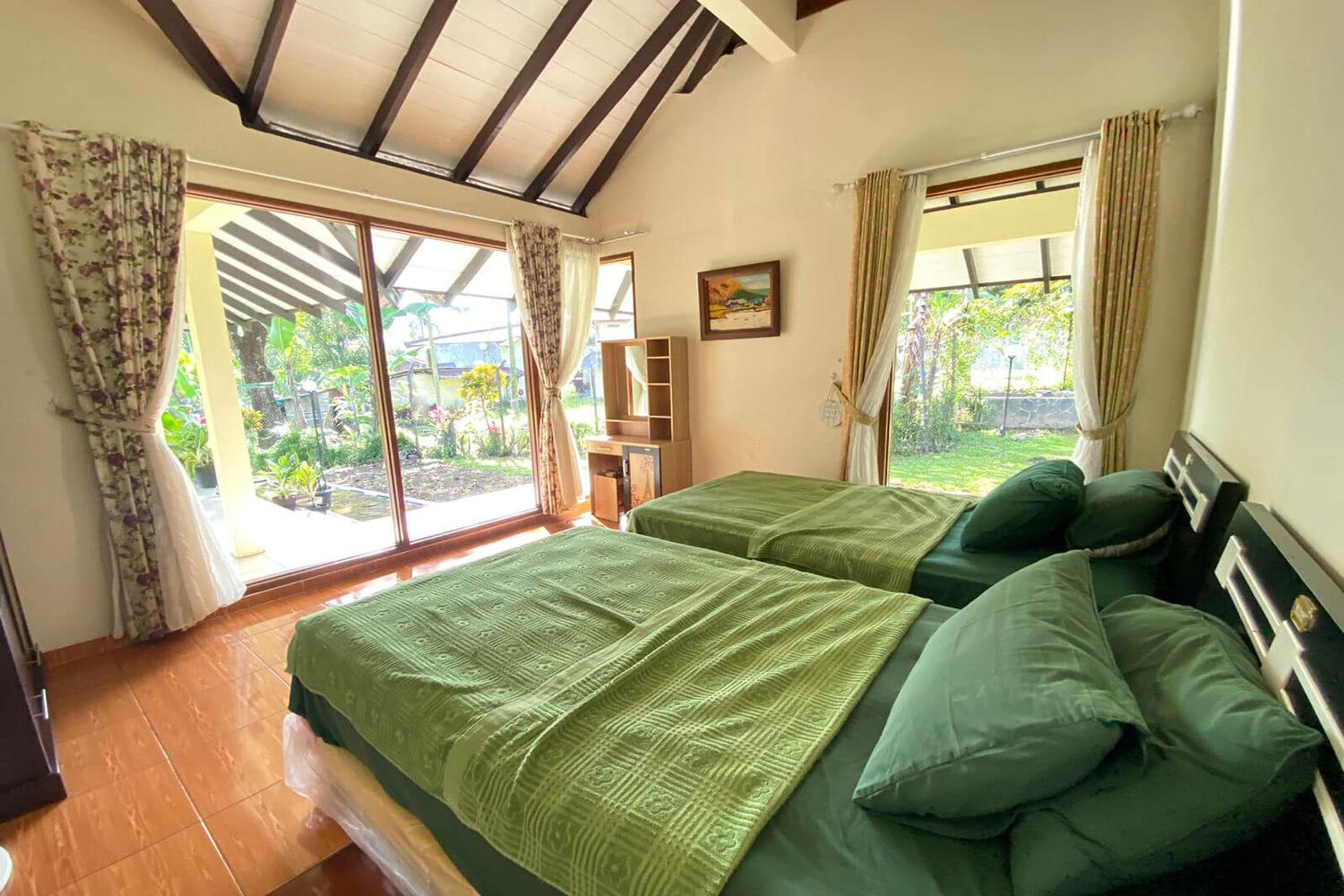 Villa photo 1