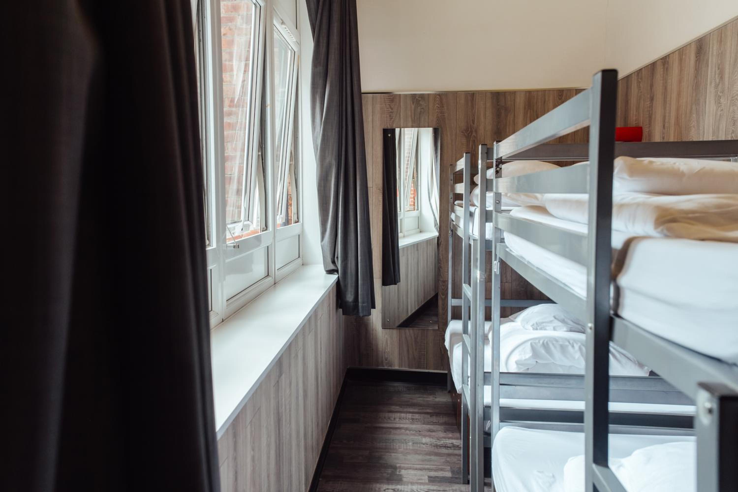 Bed in 6-Bed Female Shared Room