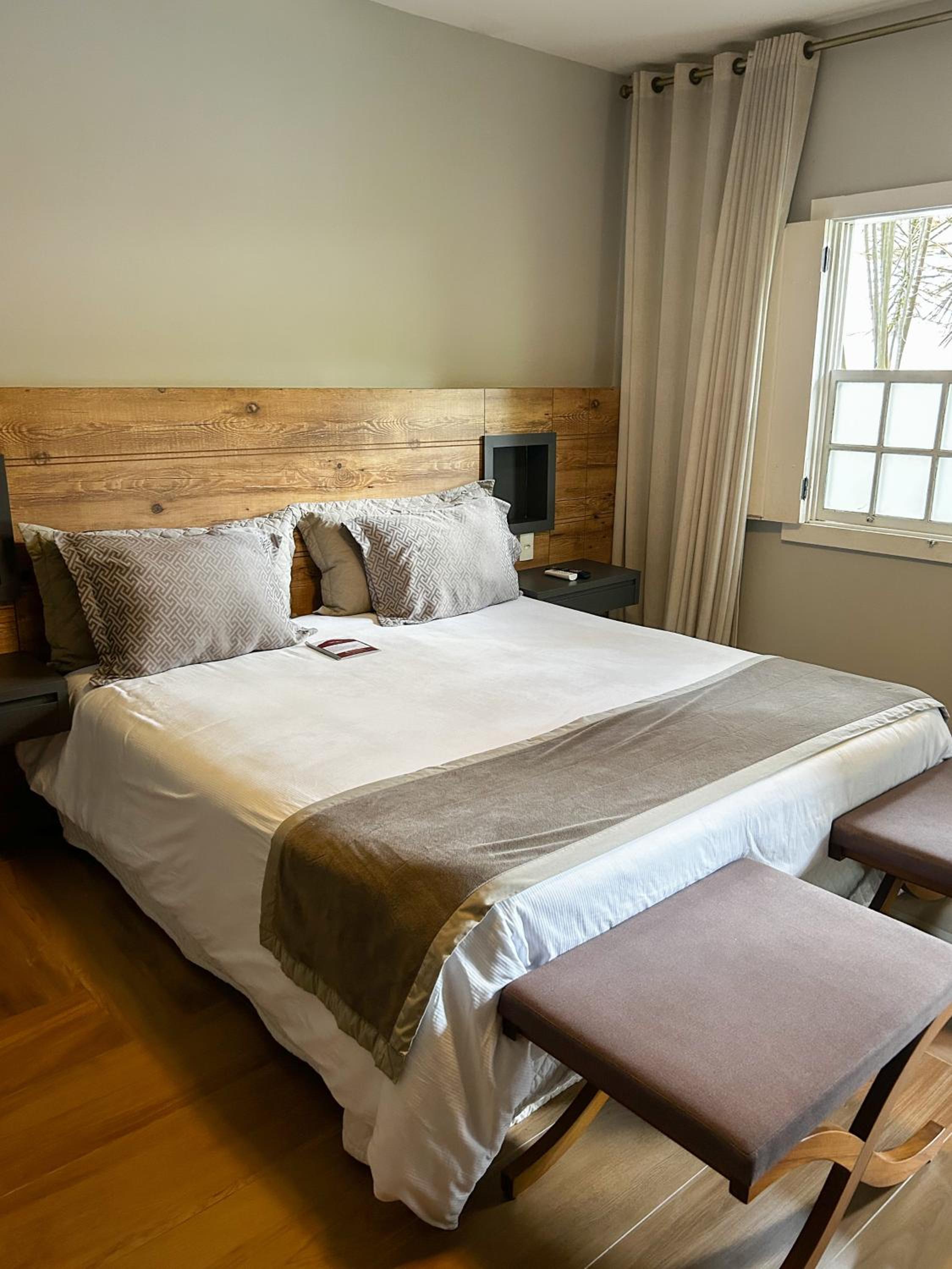 Master Double Room with Hot Tub