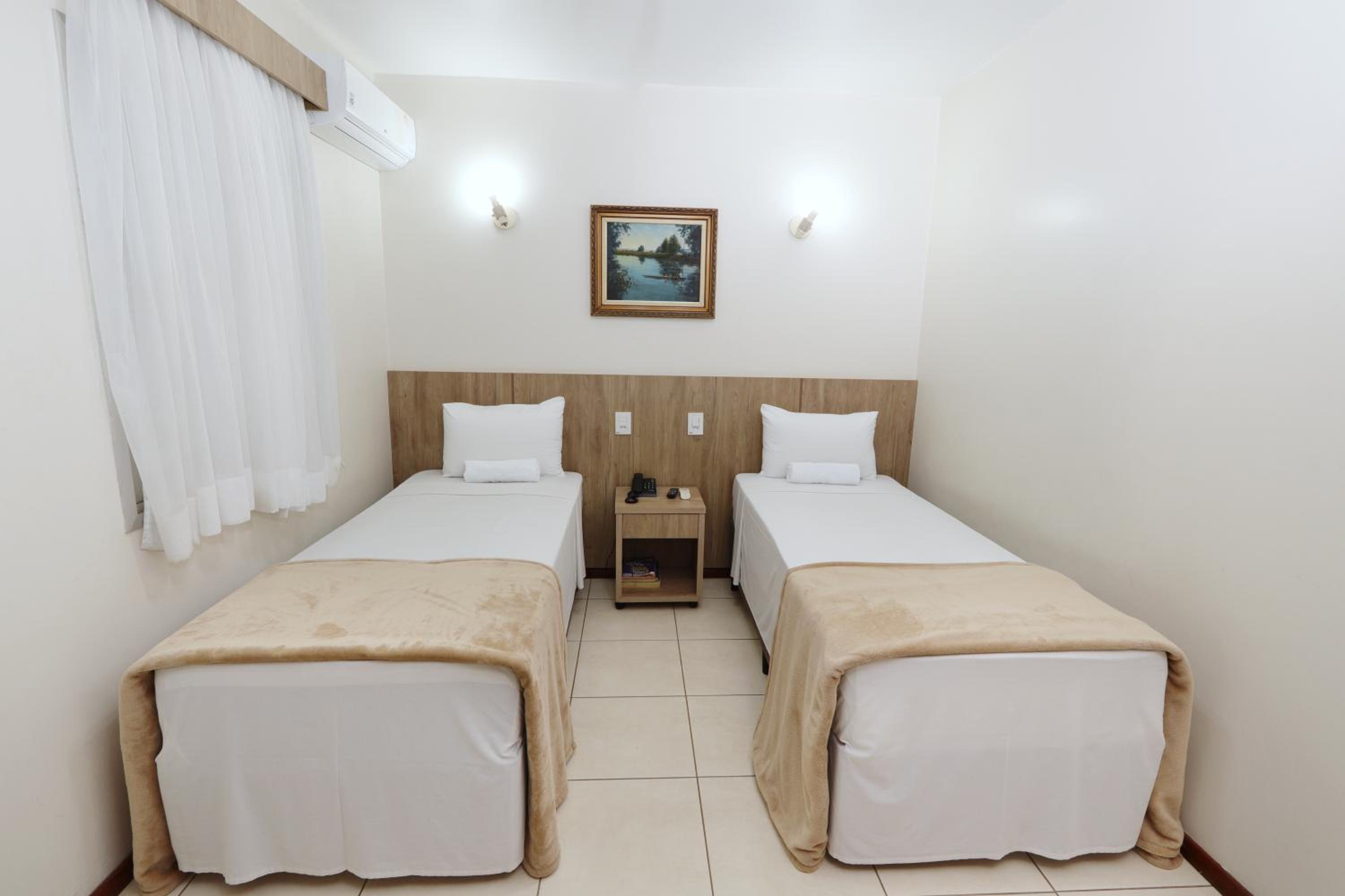 Standard Twin Room photo 1