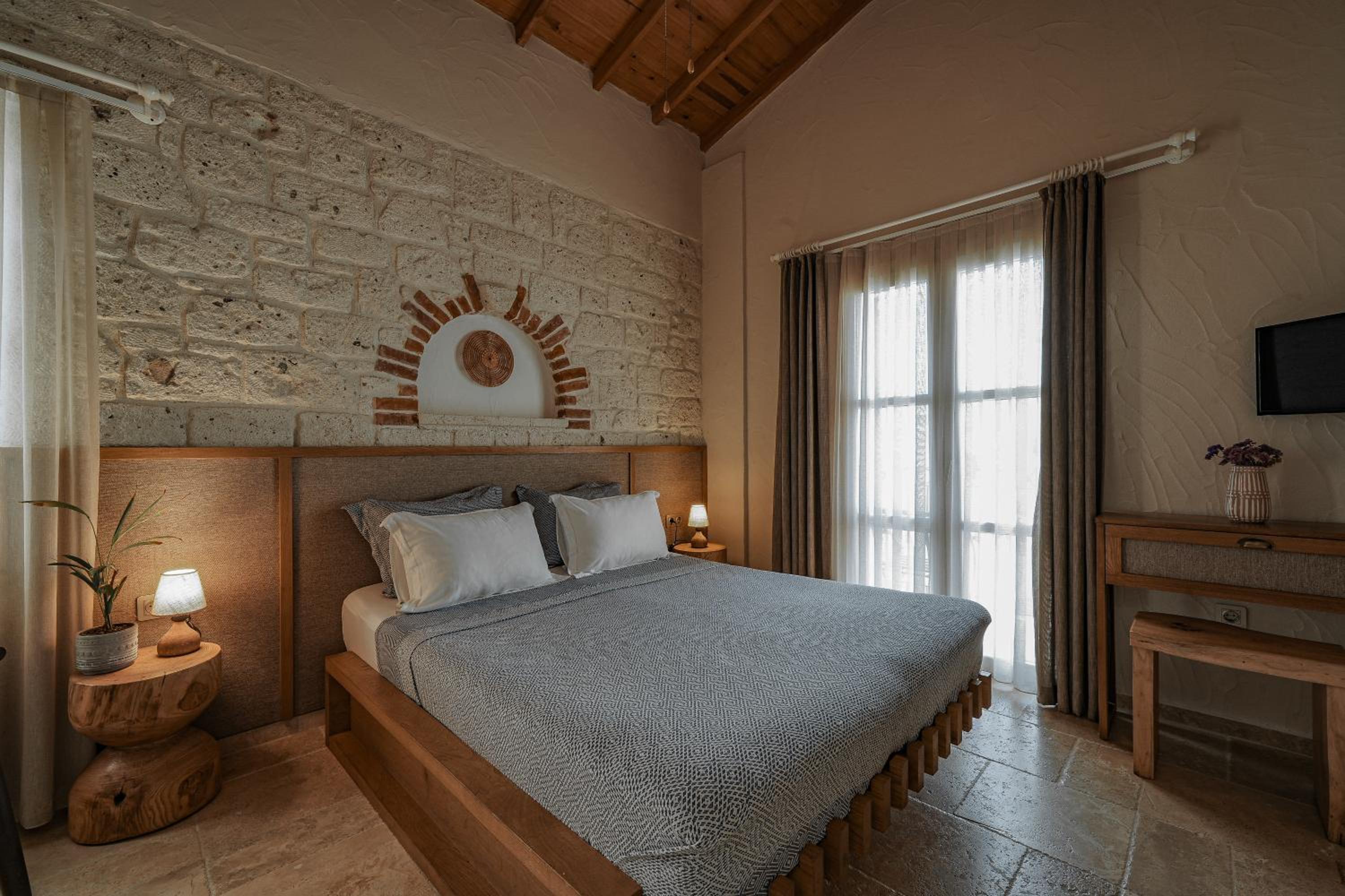 Superior Double Room - Photo 1