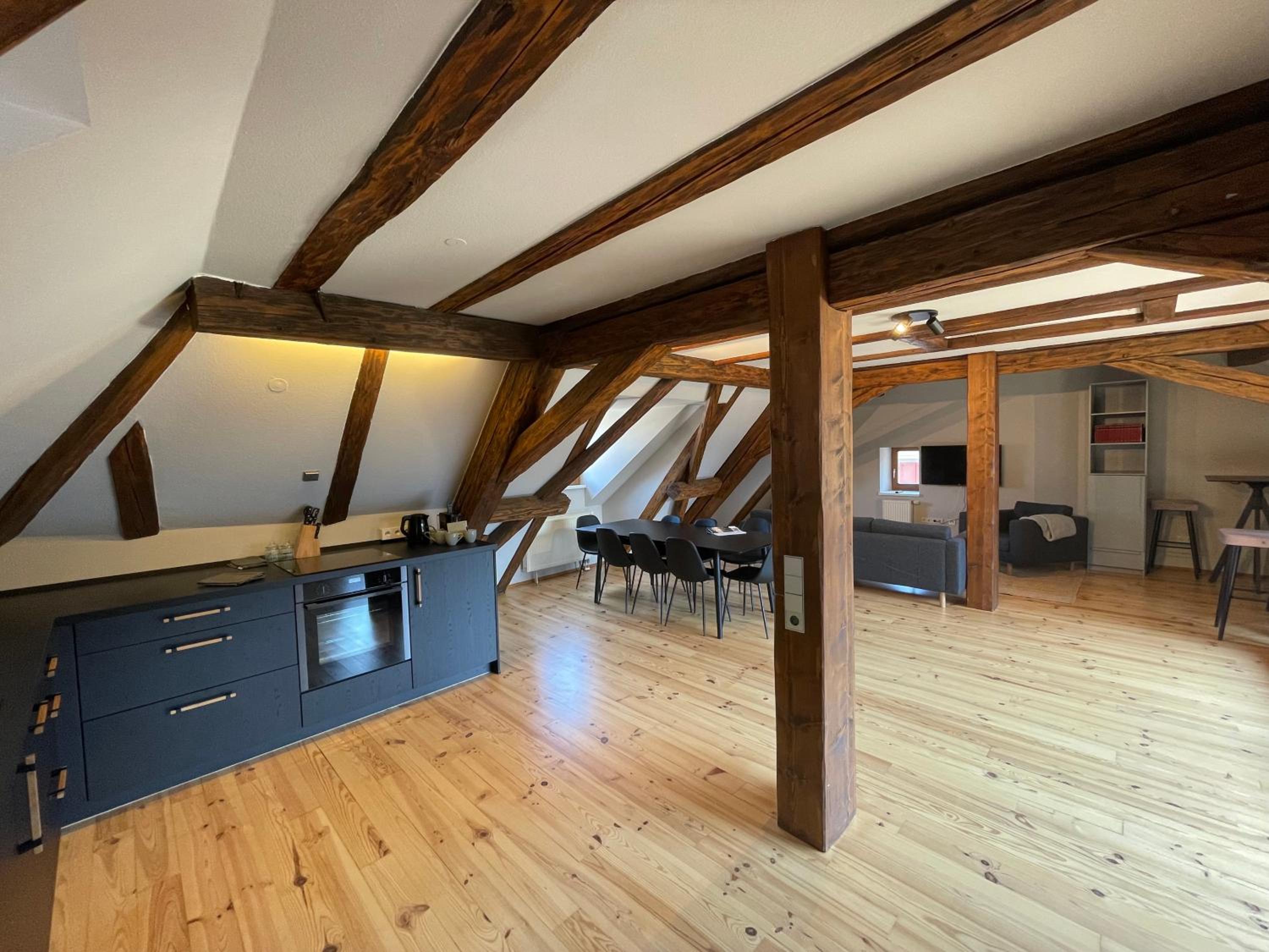 Deluxe Apartment photo 2